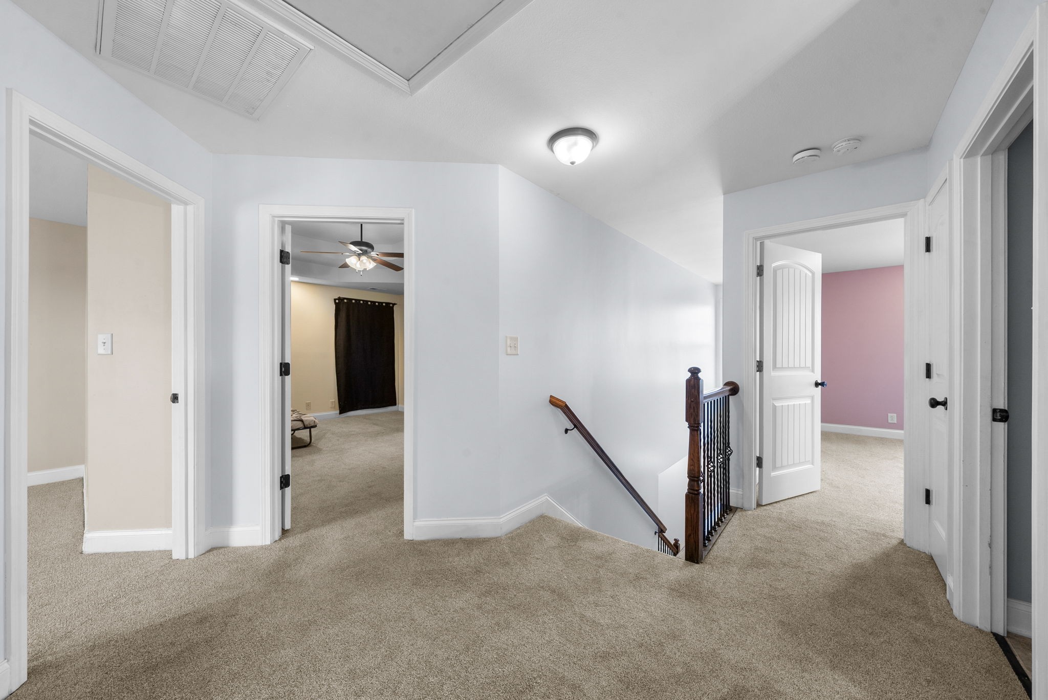 789 Banister Dr