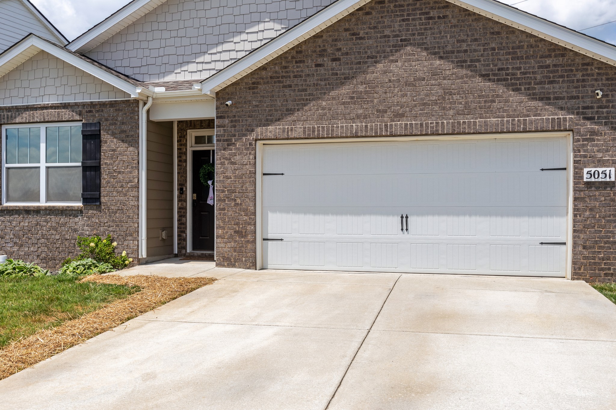 5051 Hunters Village Dr