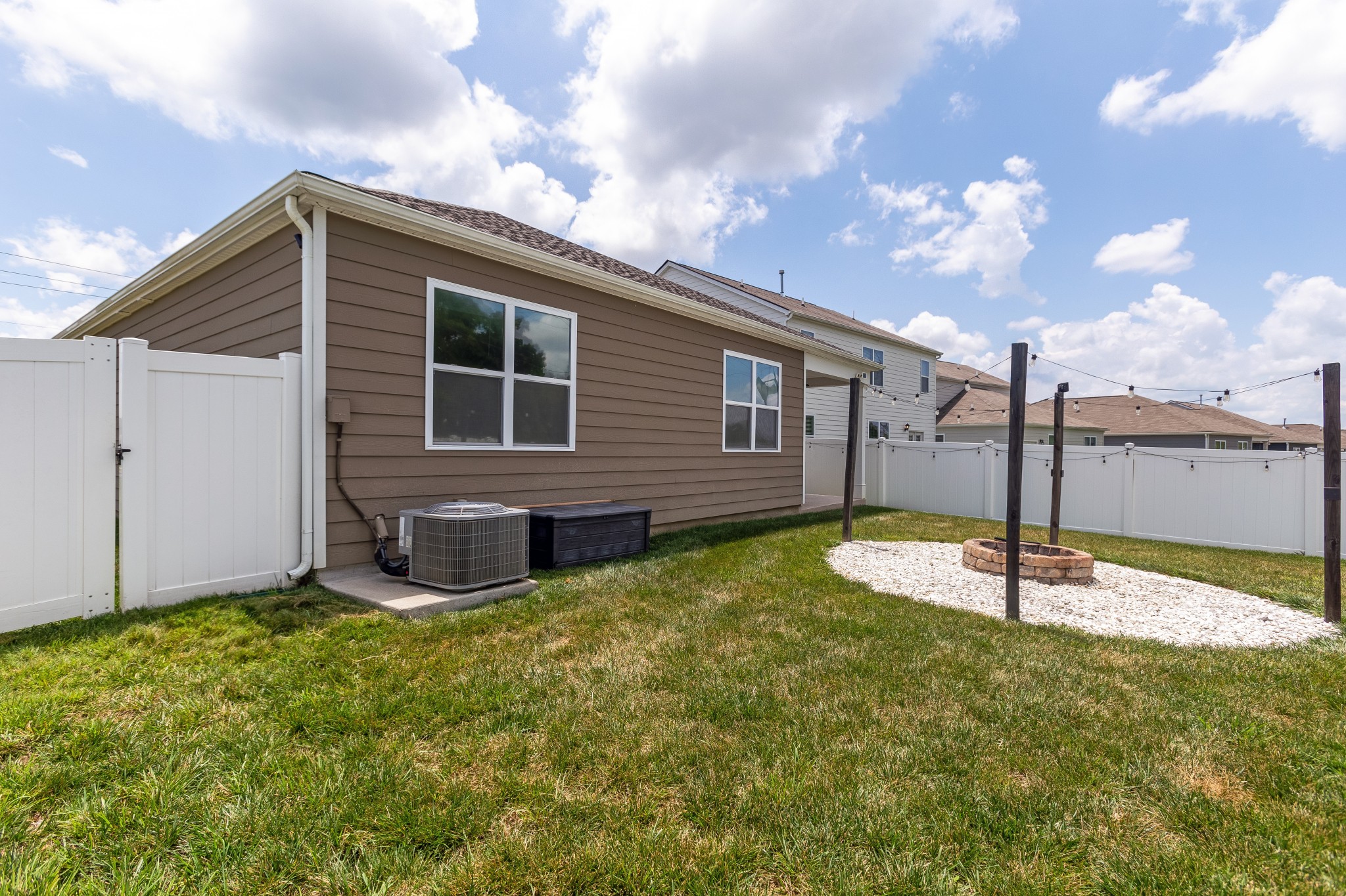 5051 Hunters Village Dr