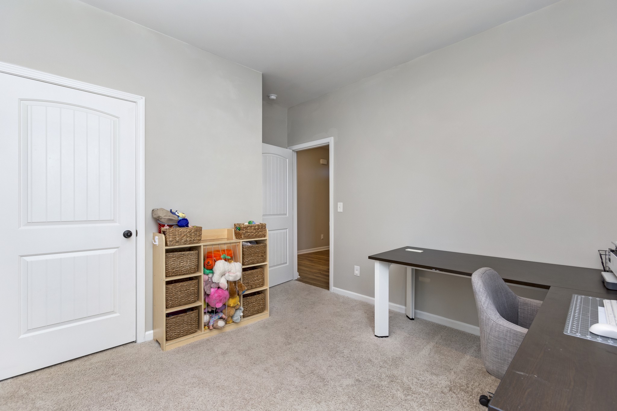 5051 Hunters Village Dr