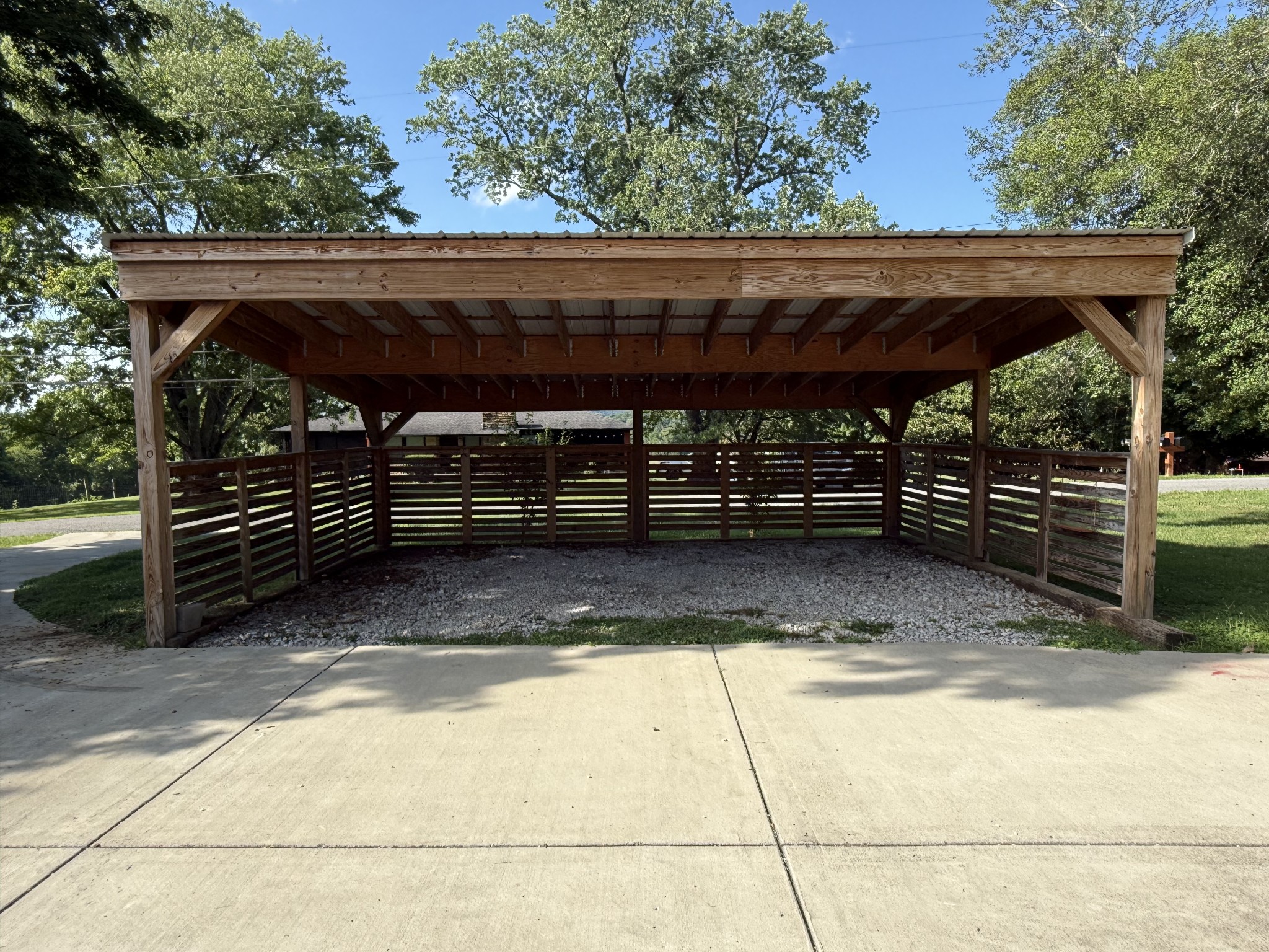 81 County House Cir