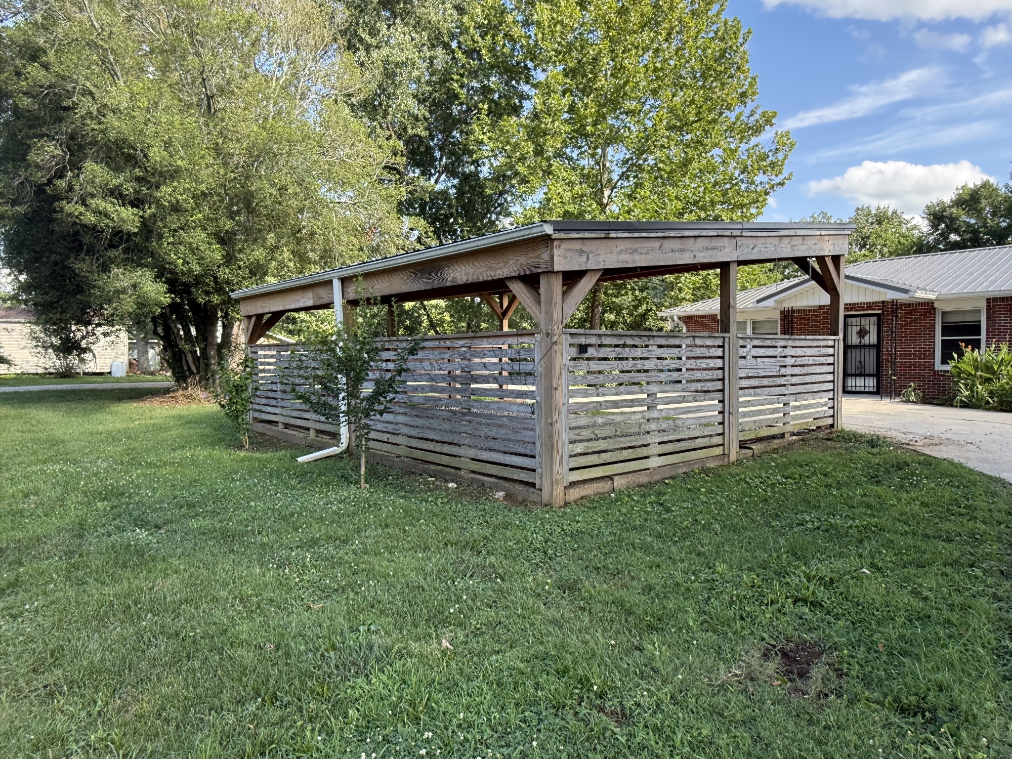 81 County House Cir