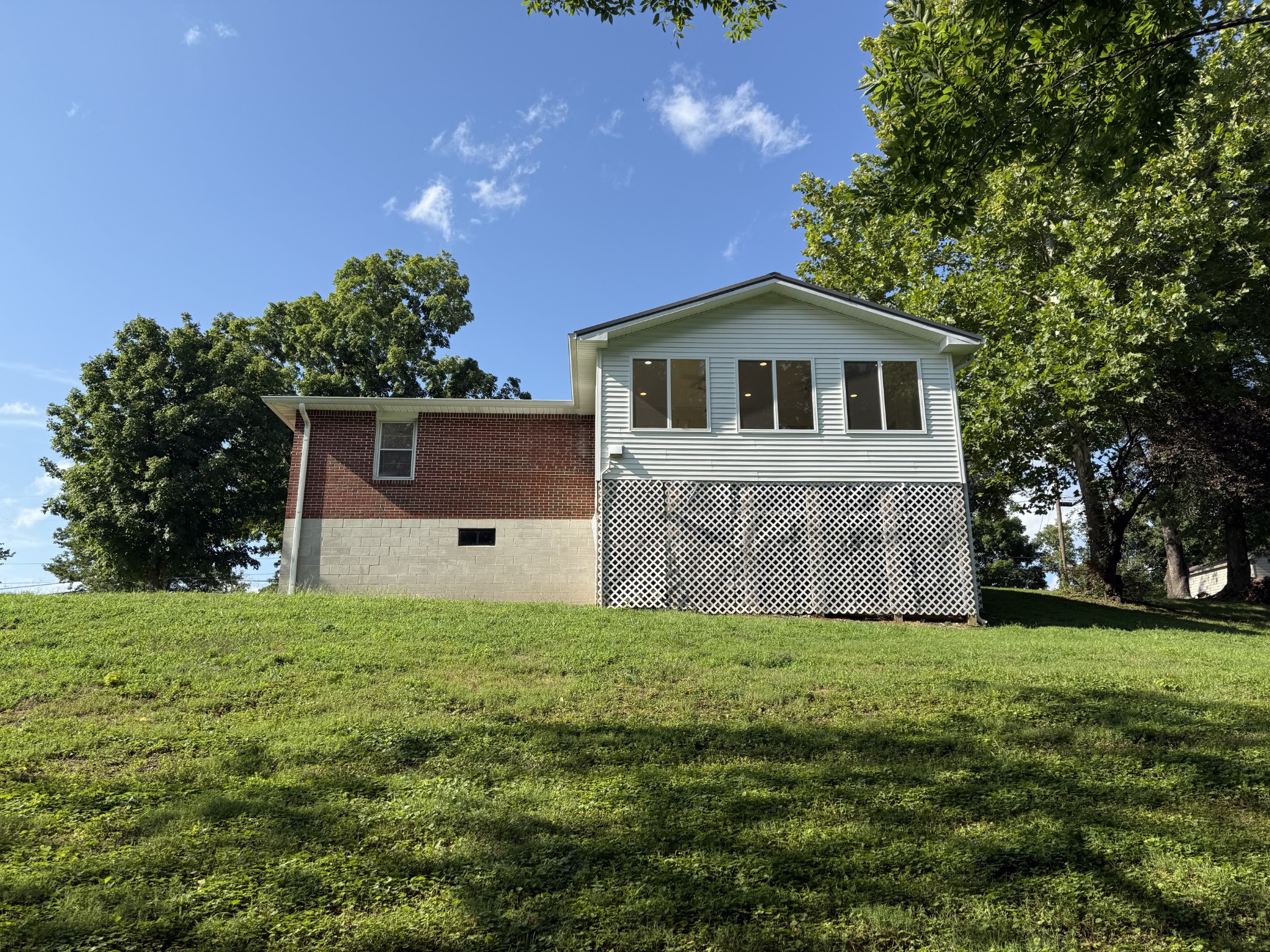 81 County House Cir