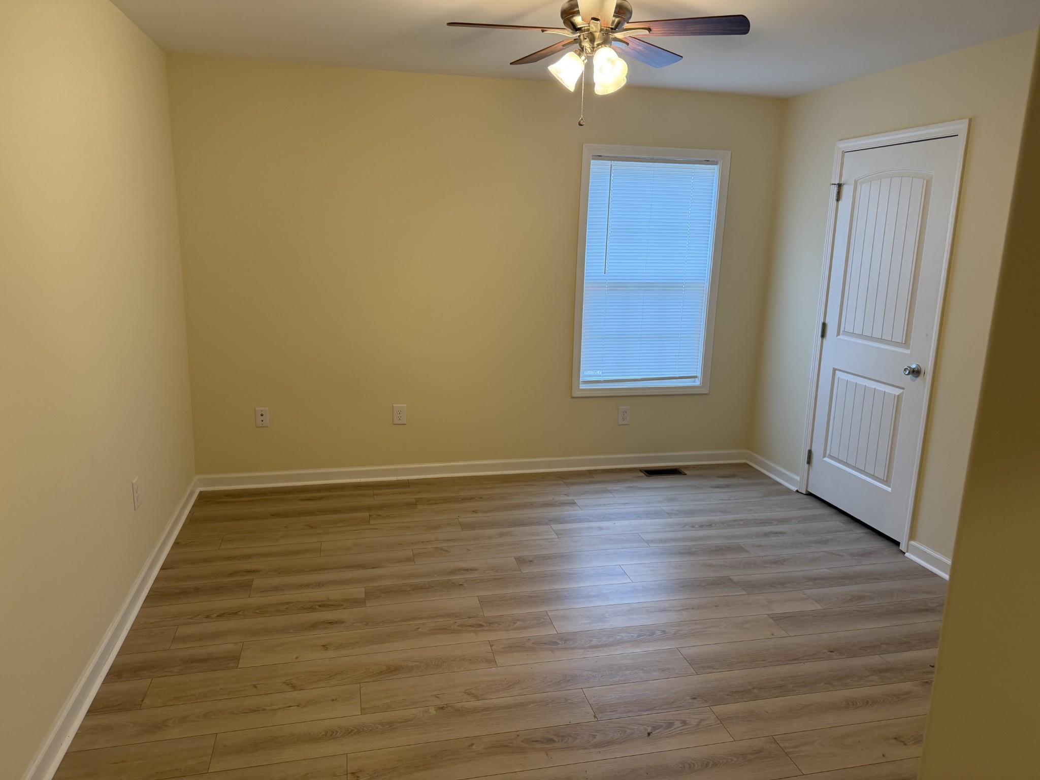 208 E 15th St Unit: A