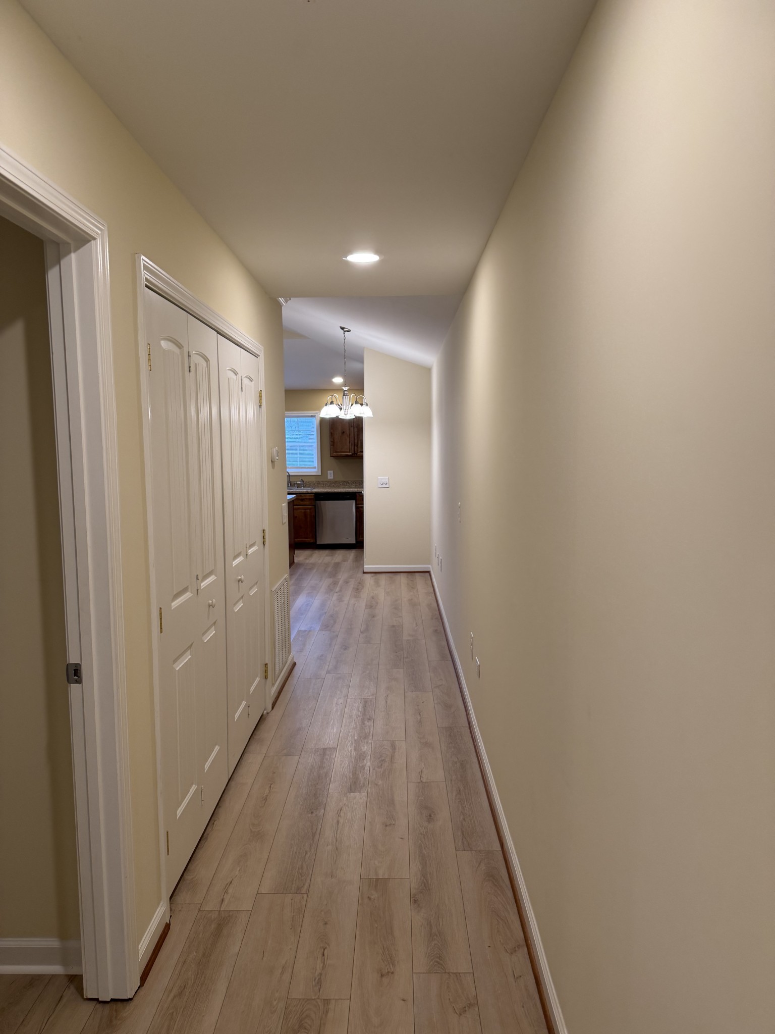 208 E 15th St Unit: A