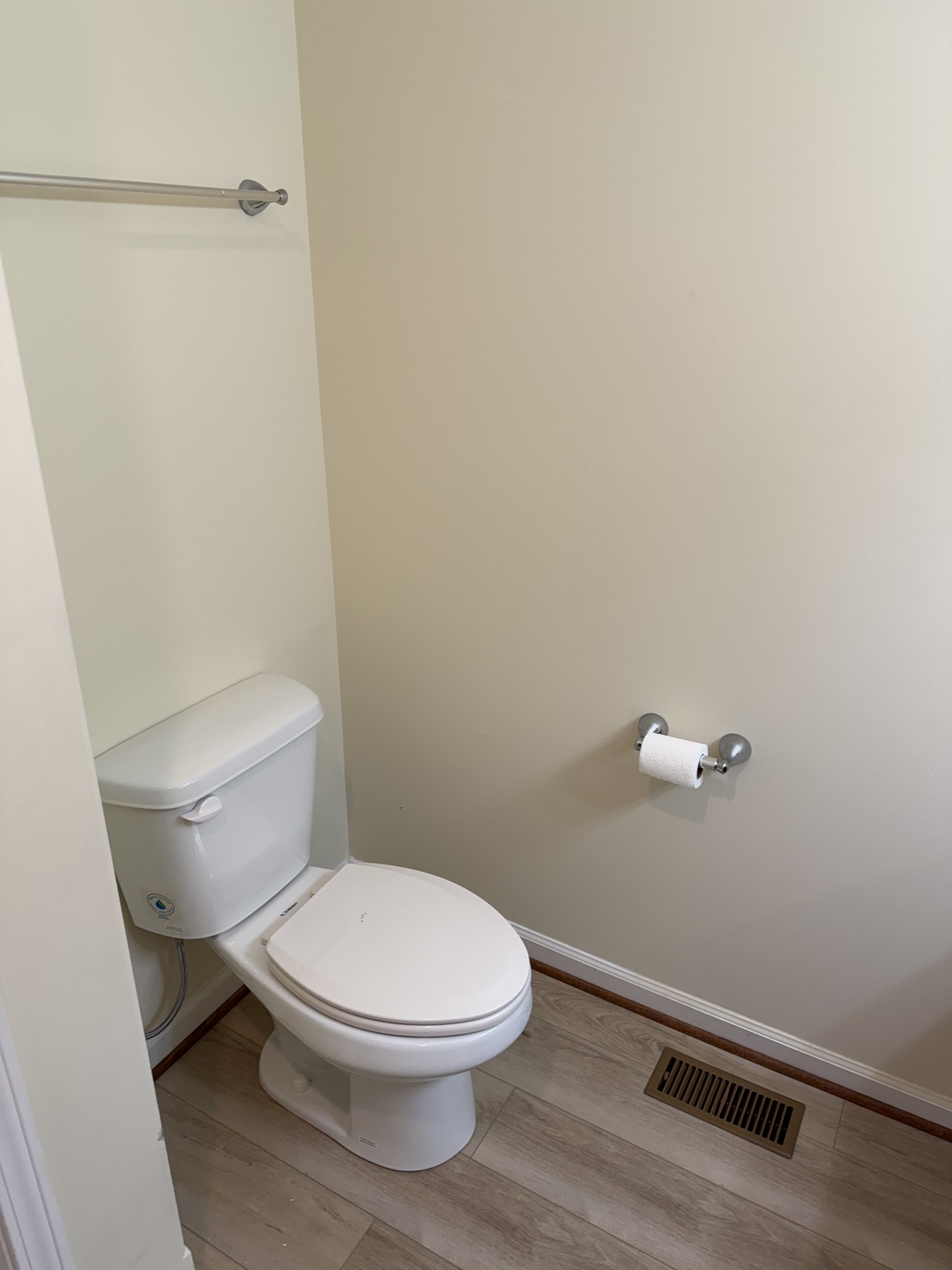 208 E 15th St Unit: A