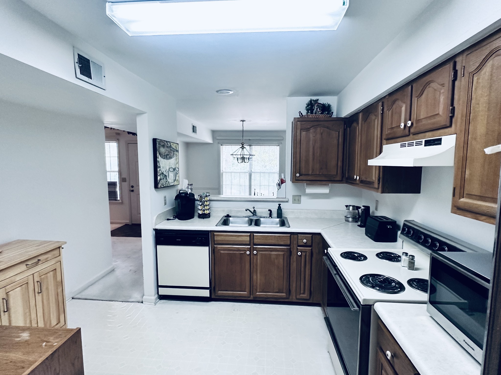 102 Pepper Ridge Cir