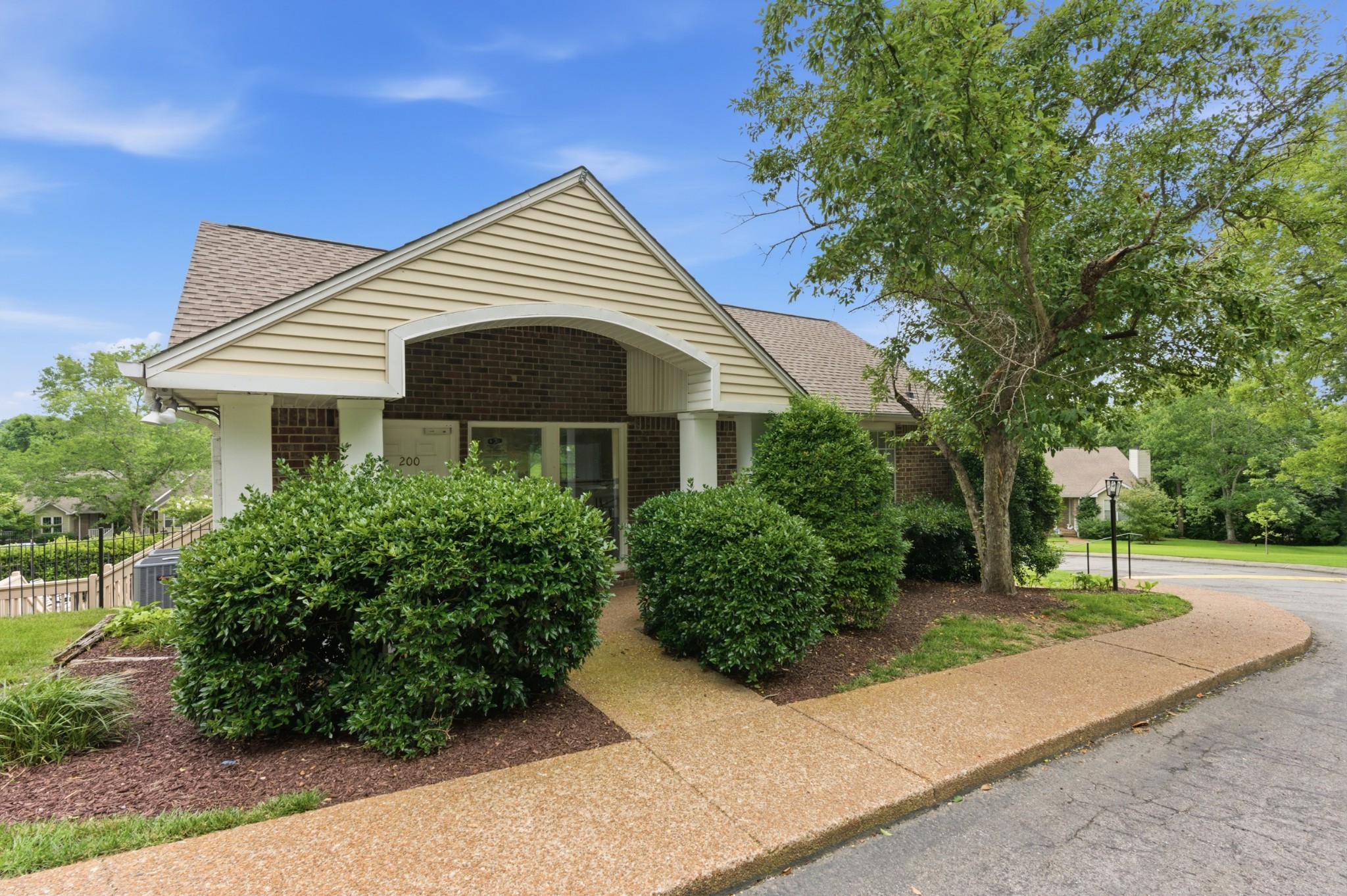 102 Pepper Ridge Cir
