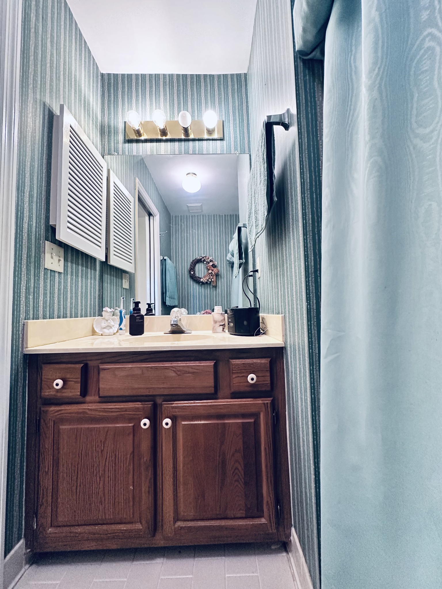 102 Pepper Ridge Cir