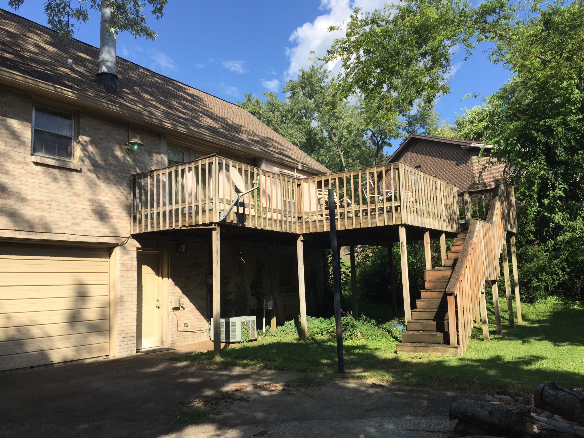 604 Netherlands Dr