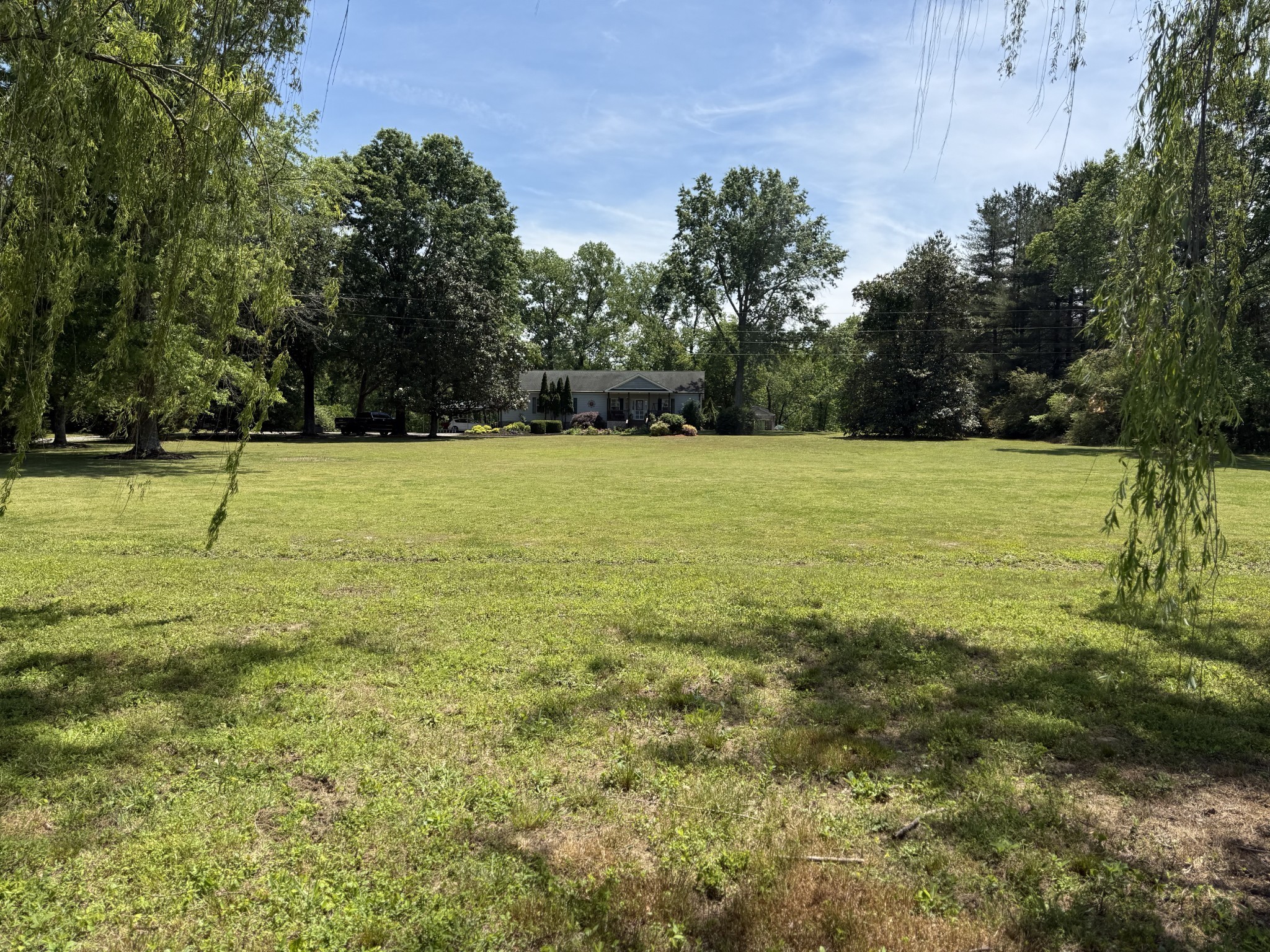 260 Willow Ln
