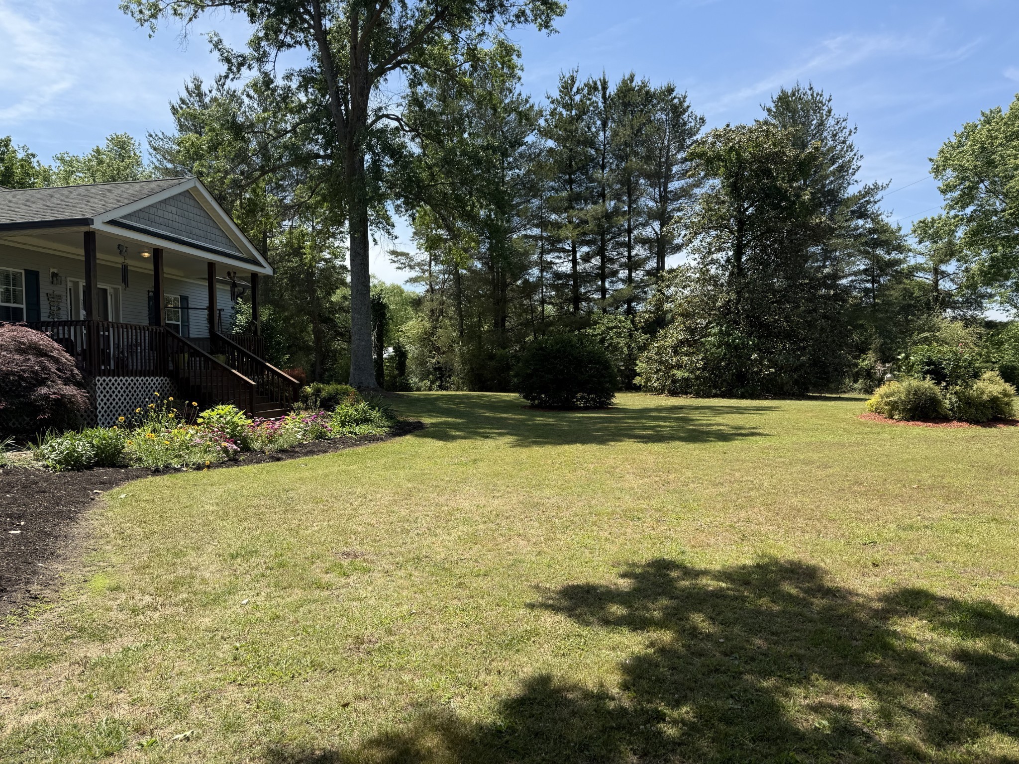 260 Willow Ln