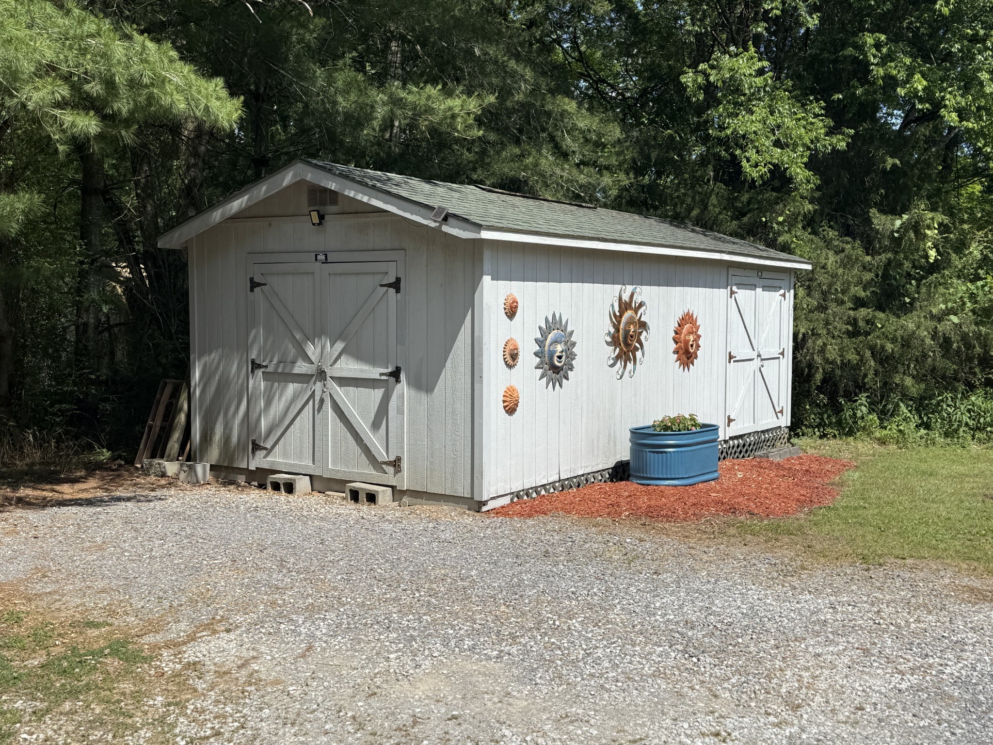 260 Willow Ln