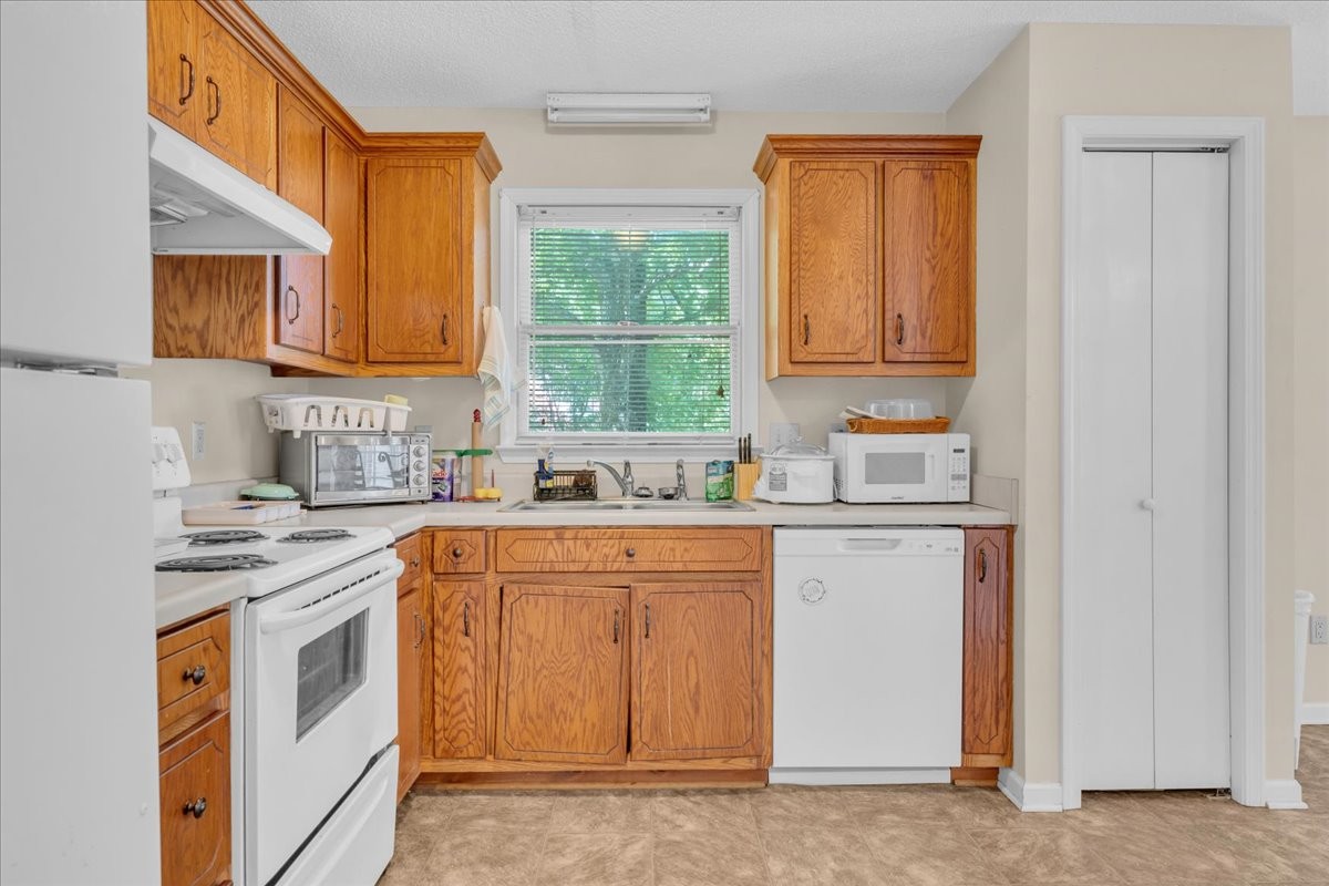 101B Westlake Pl