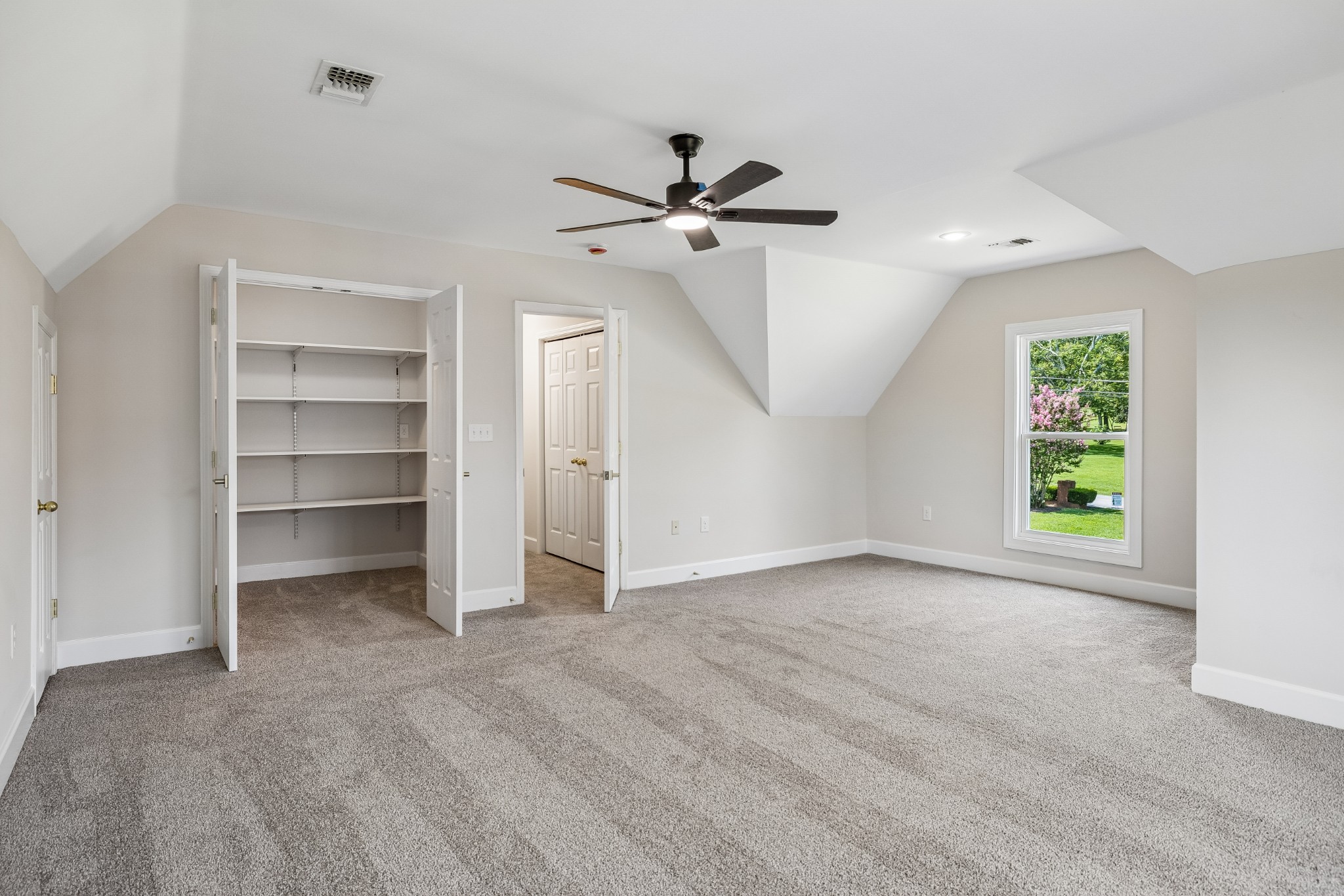 421 Blair Ln
