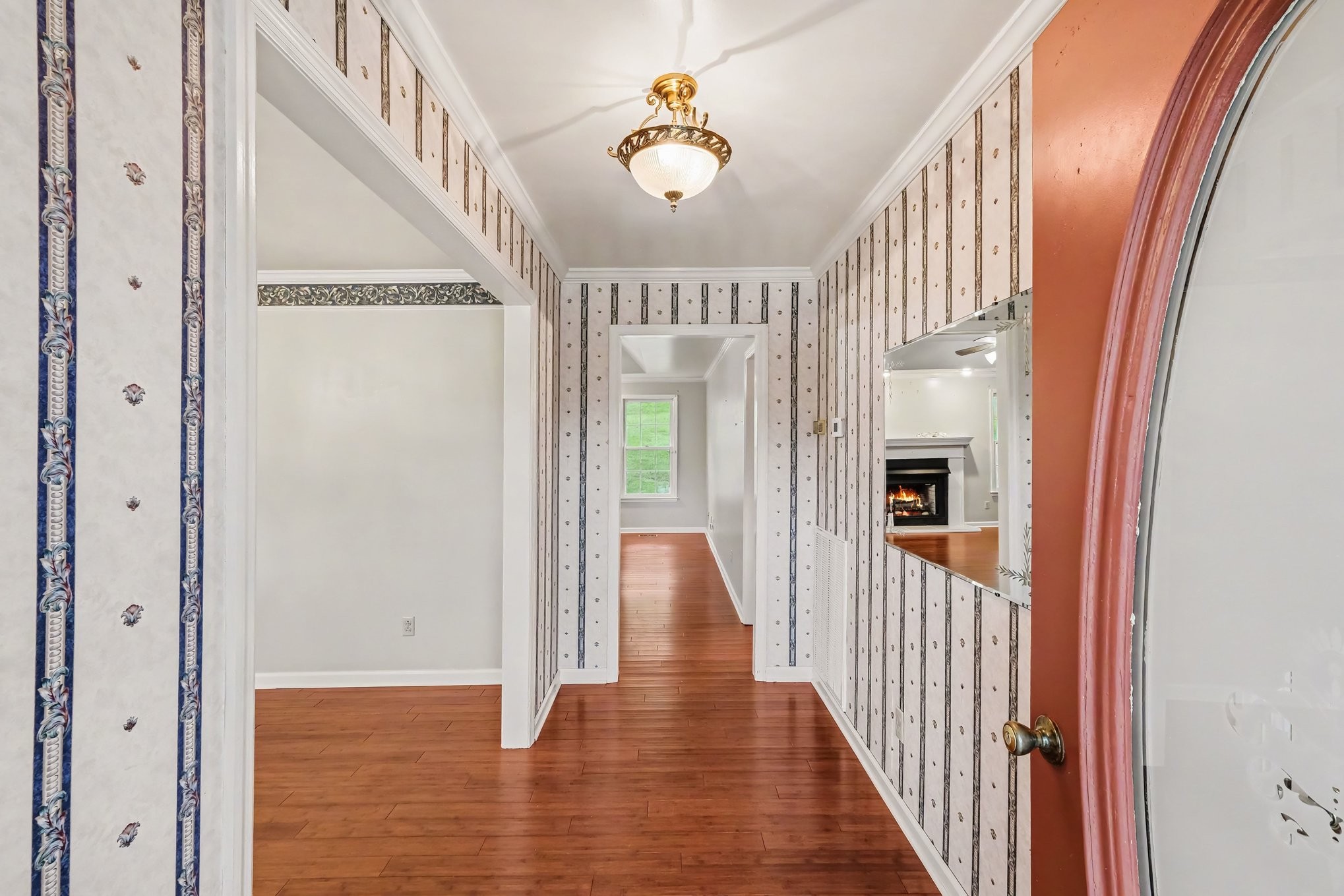 567 Glen Echo Dr