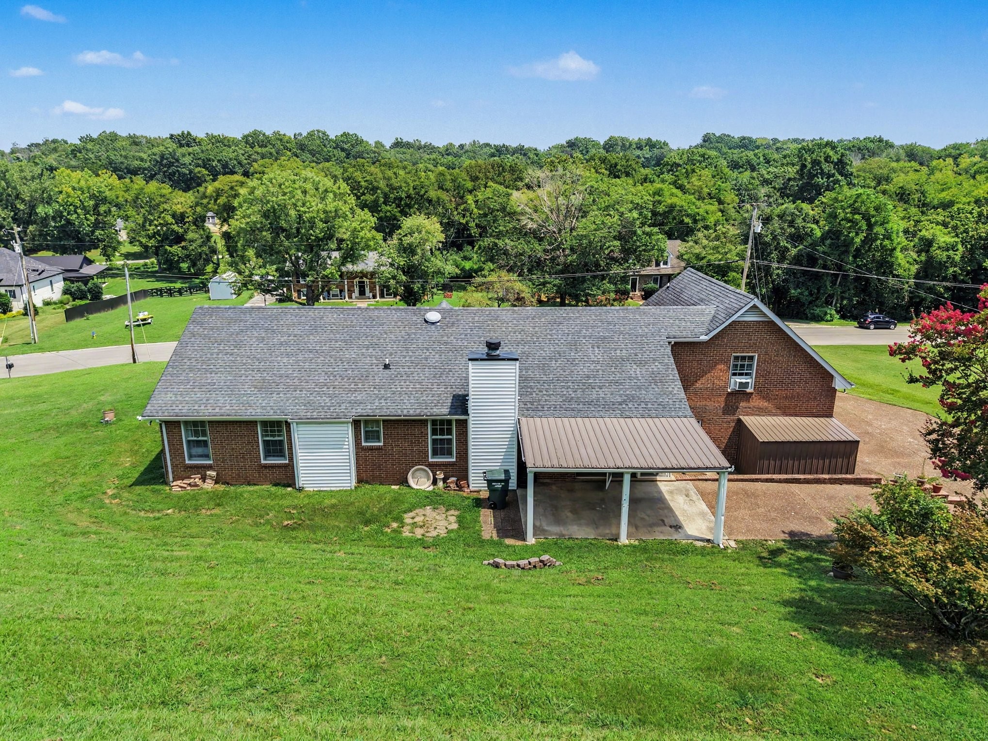 567 Glen Echo Dr