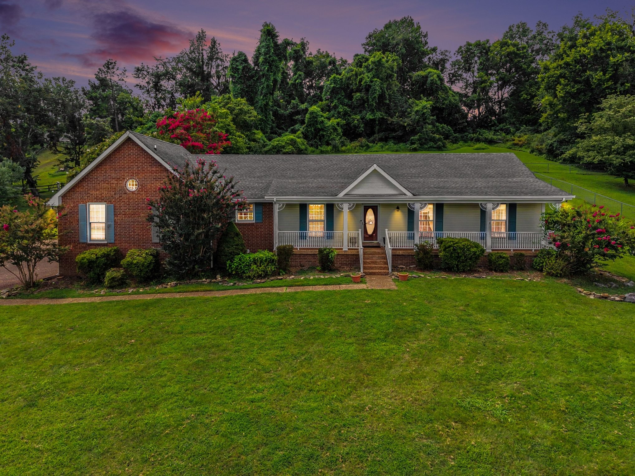 567 Glen Echo Dr