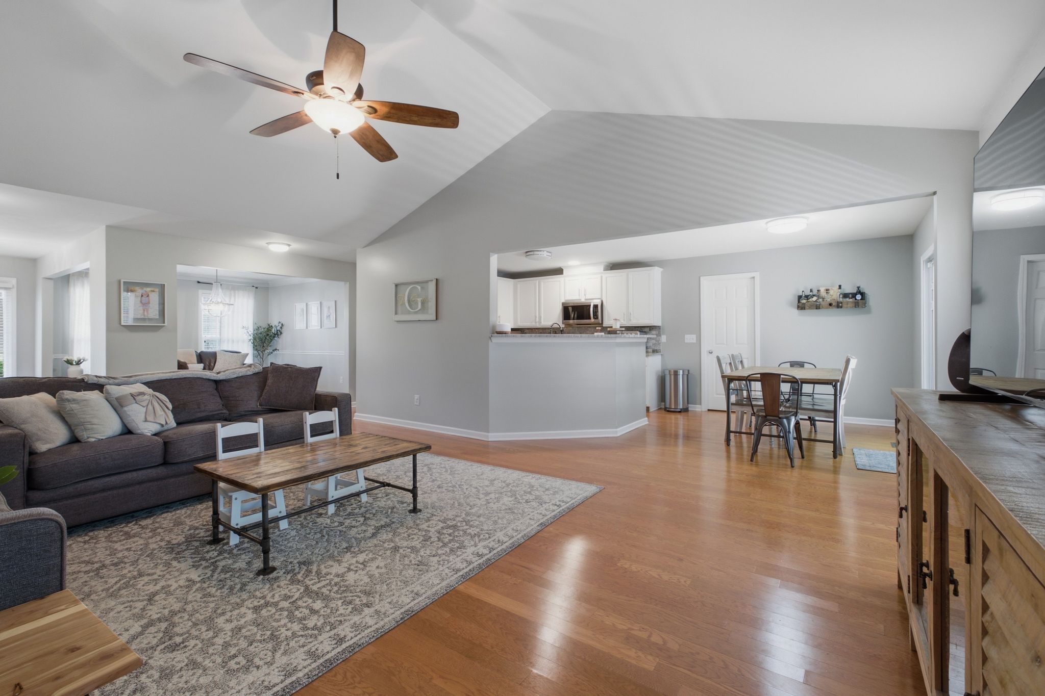1457 Bridgecross Pkwy