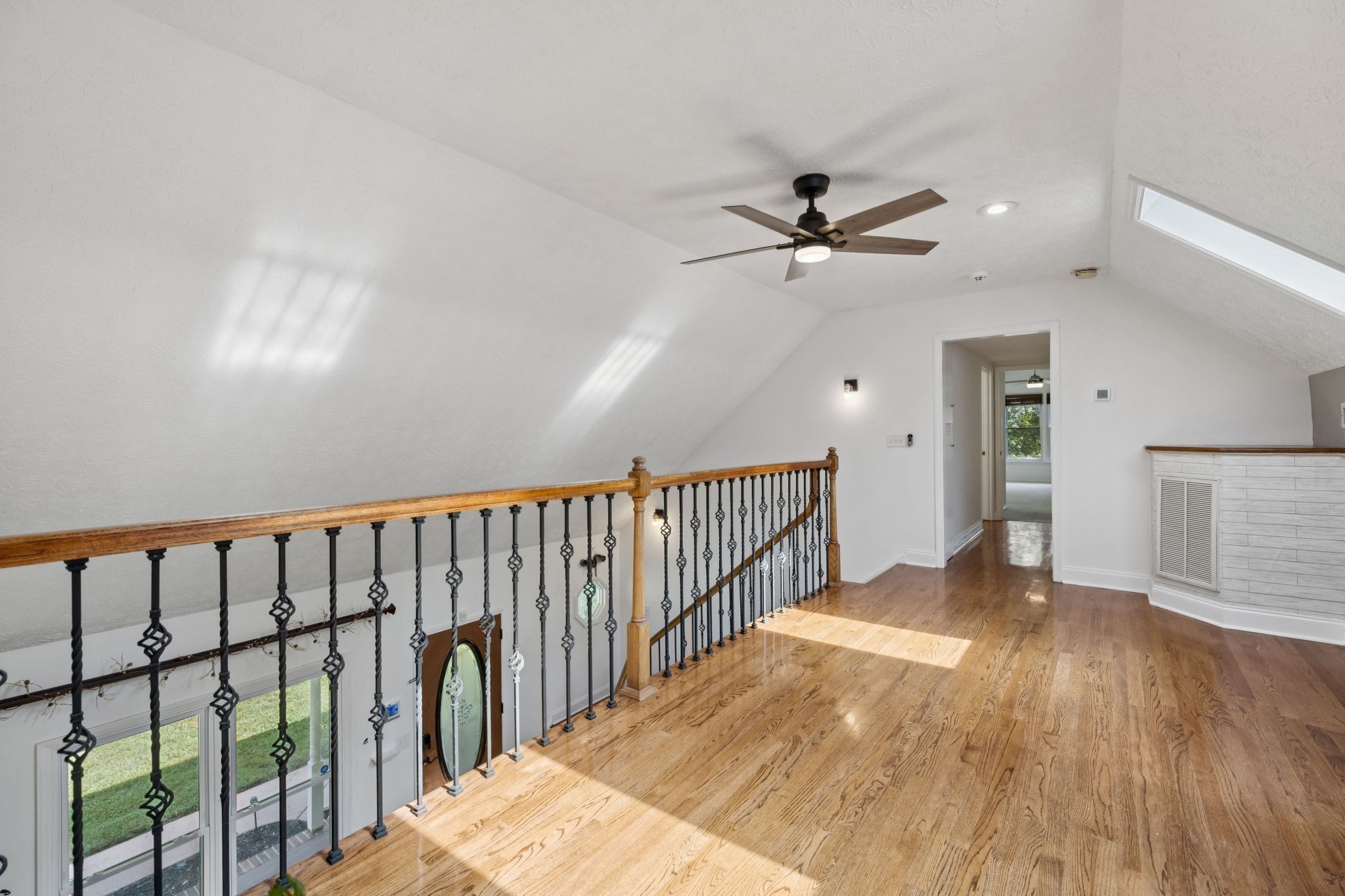 8988 Big Oak Dr