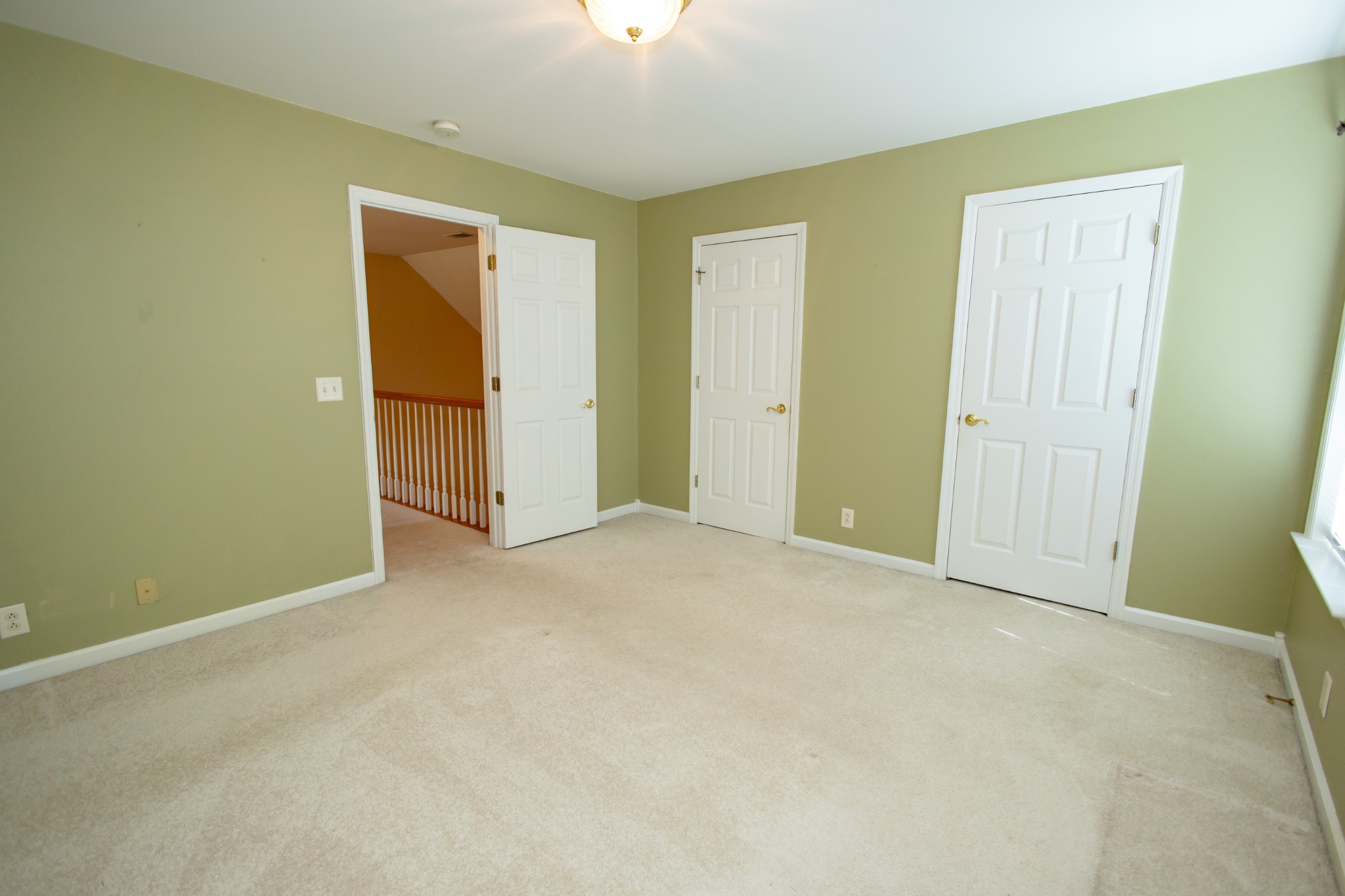 4304 Cambridge Dr