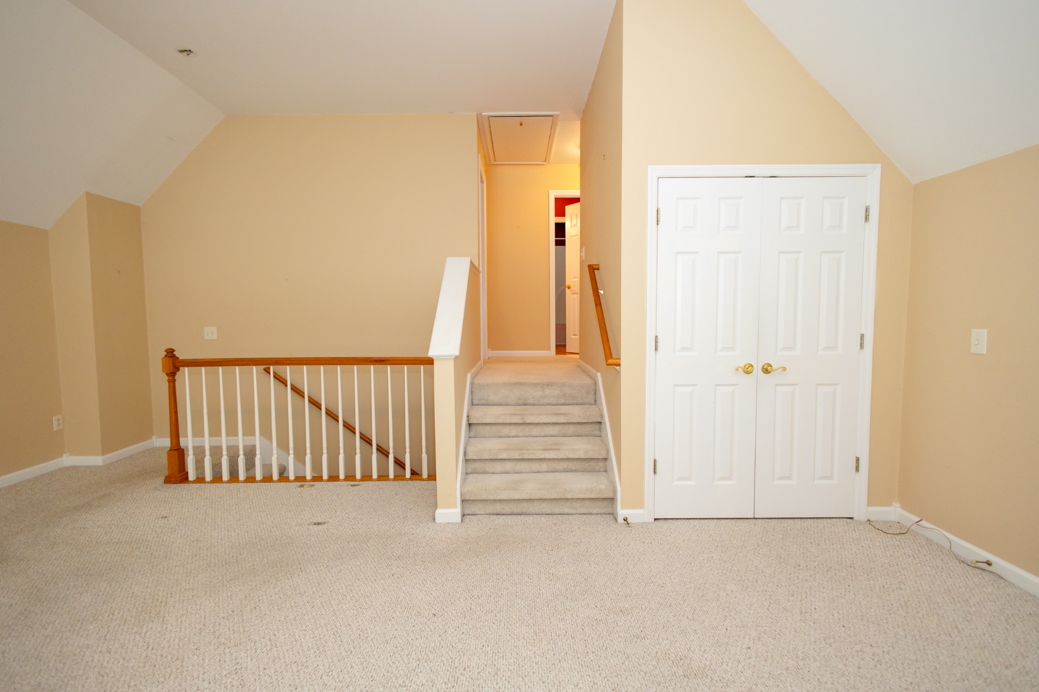 4304 Cambridge Dr