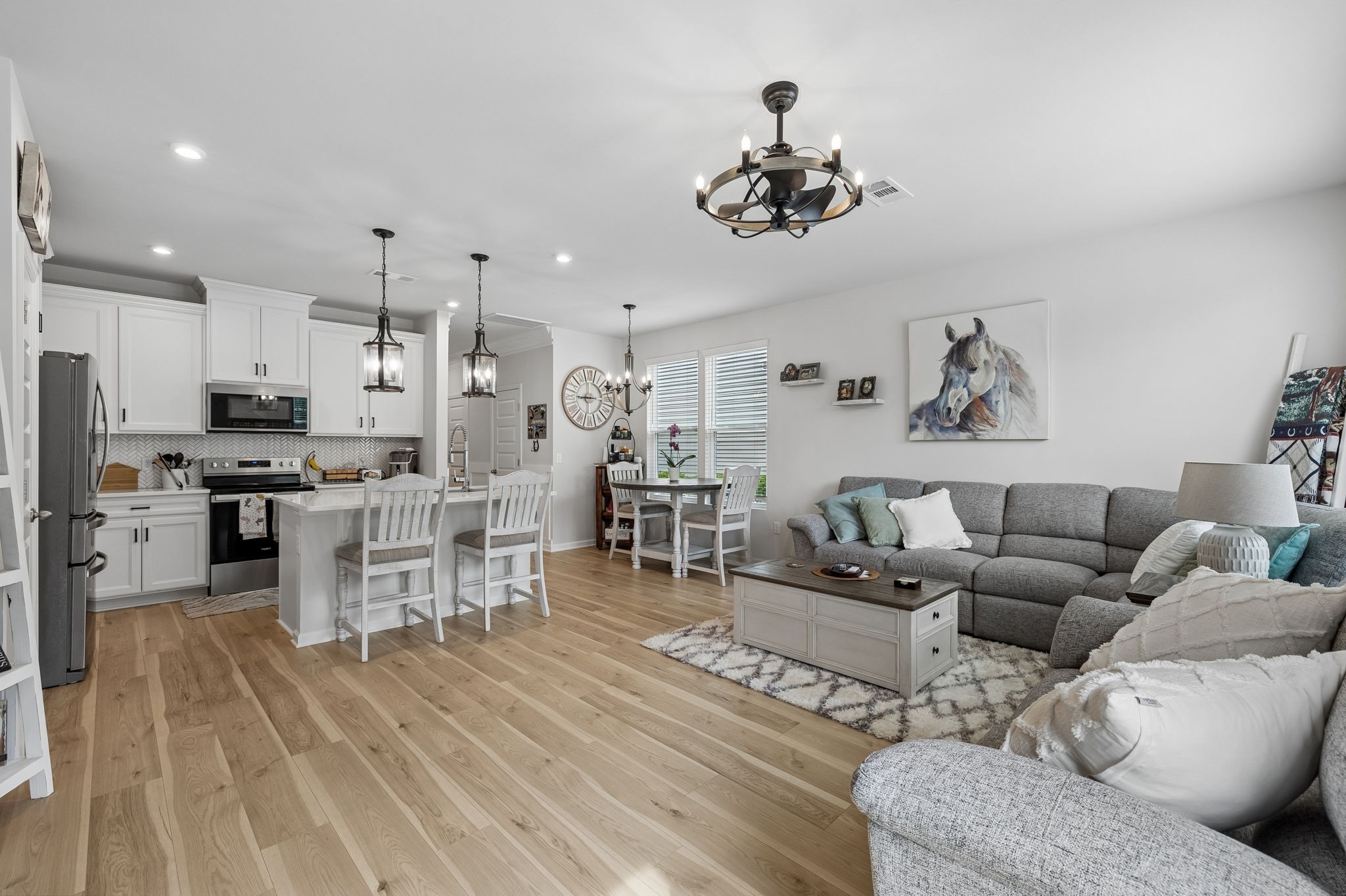 110 Brighton Ln
