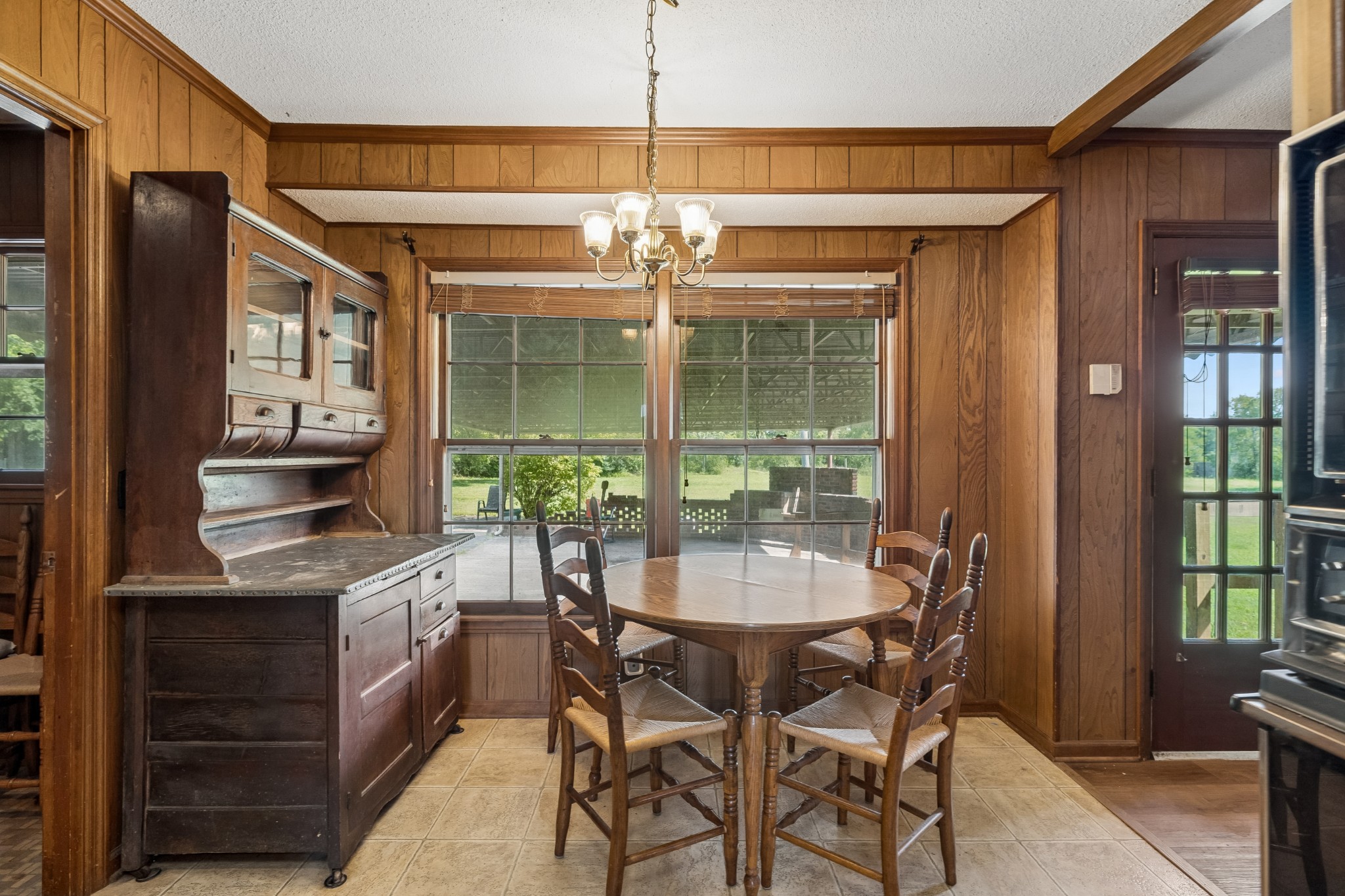 1865 Hickory Ridge Rd