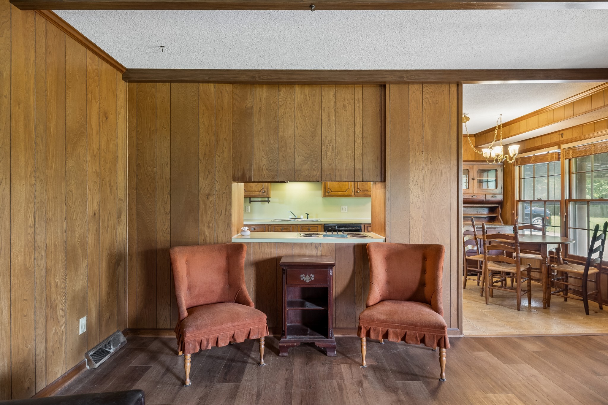 1865 Hickory Ridge Rd