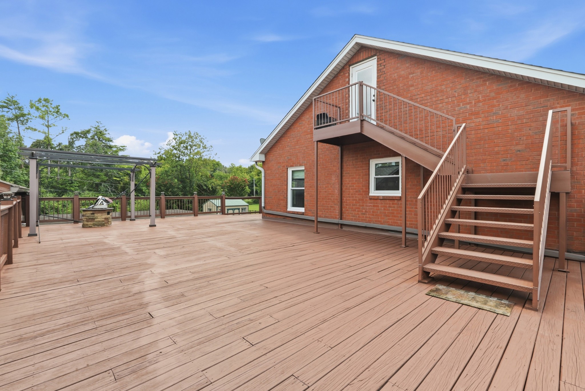 831 Osborne Ln