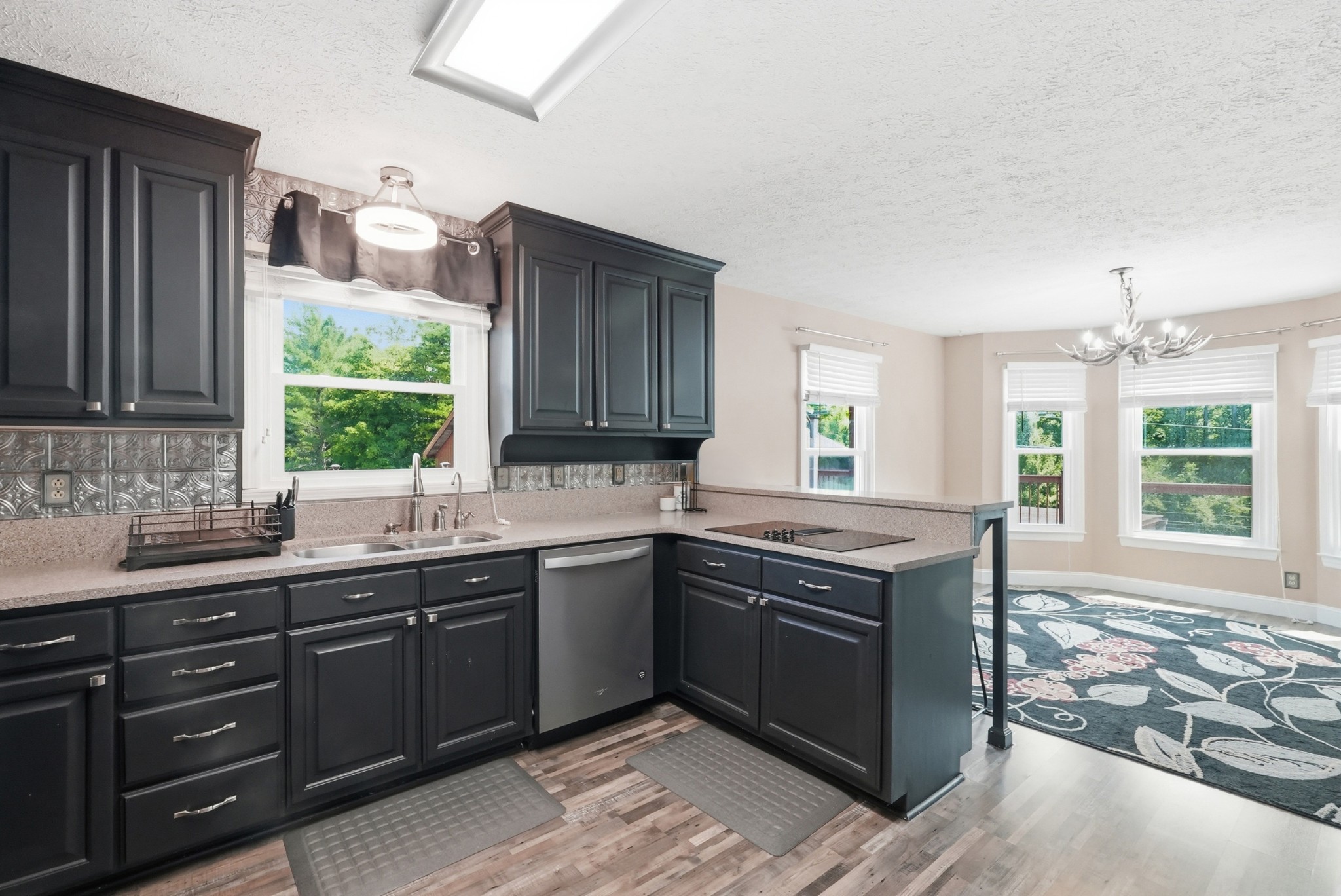 831 Osborne Ln