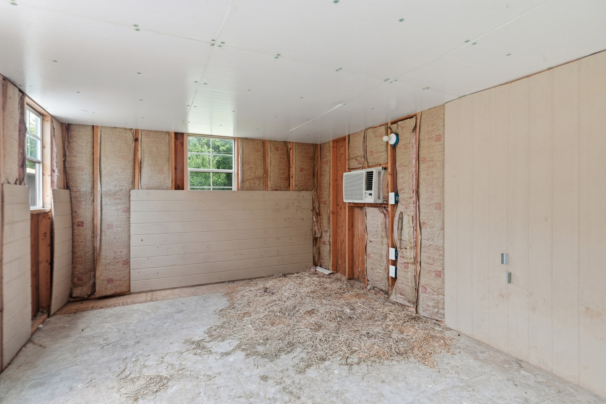 831 Osborne Ln