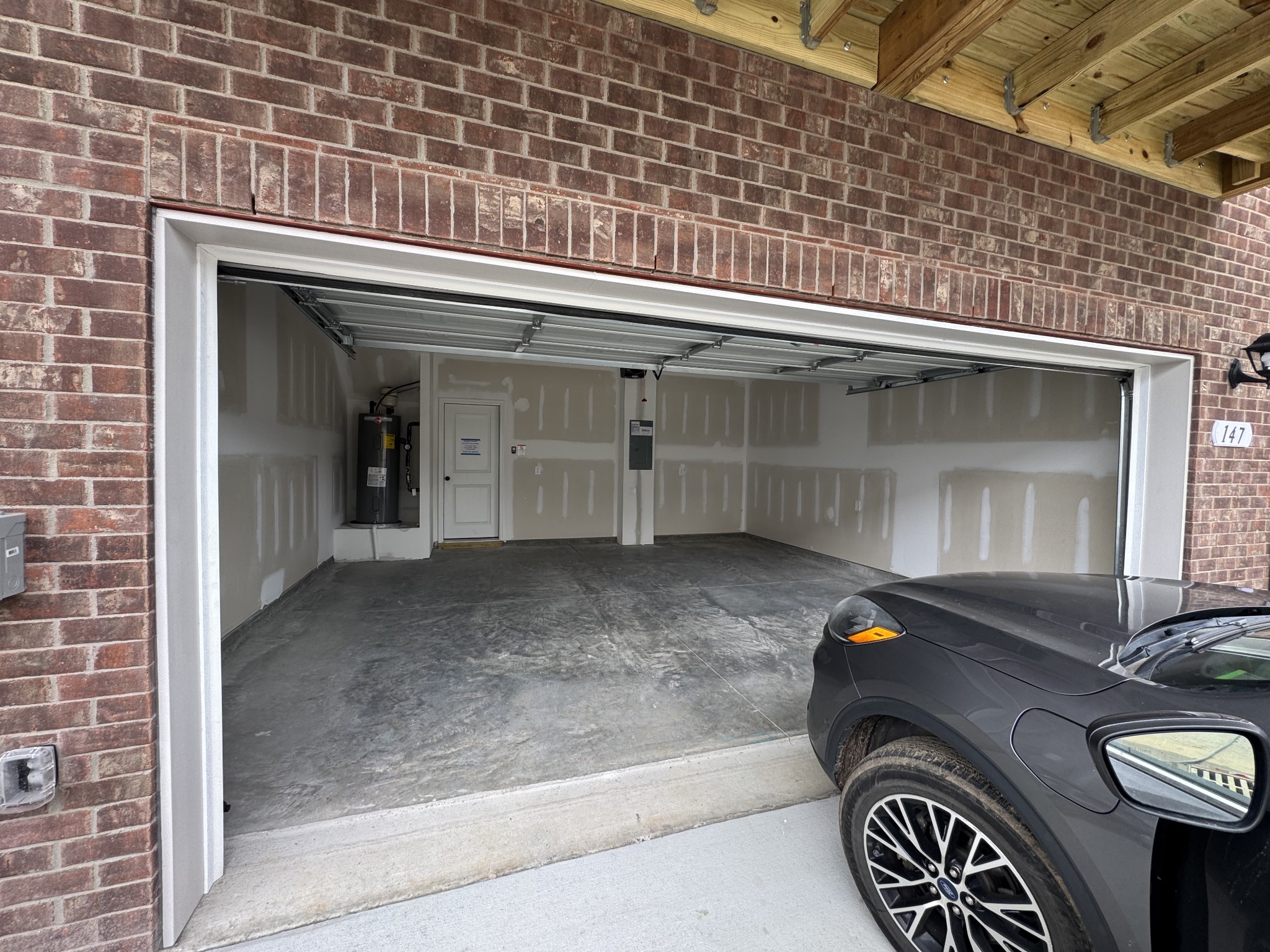 147 Rosebush Ln