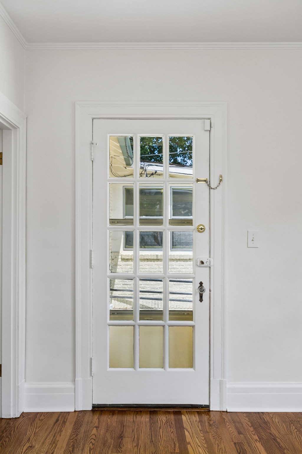 216 Lauderdale Rd