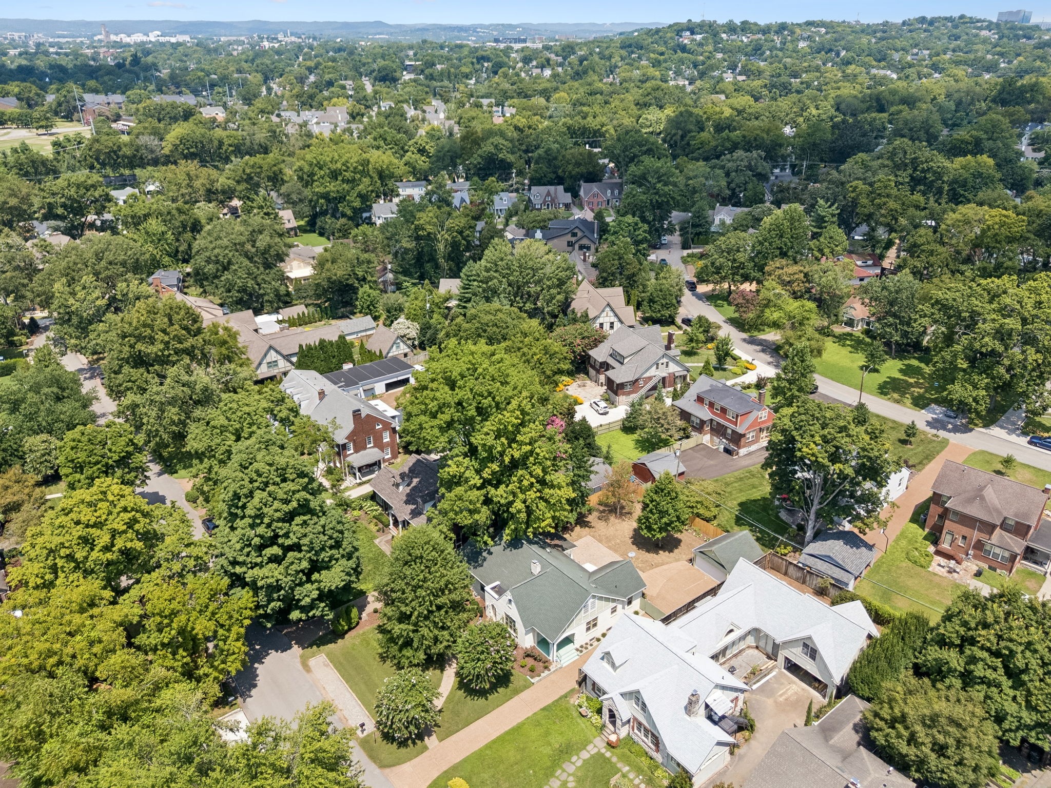 216 Lauderdale Rd