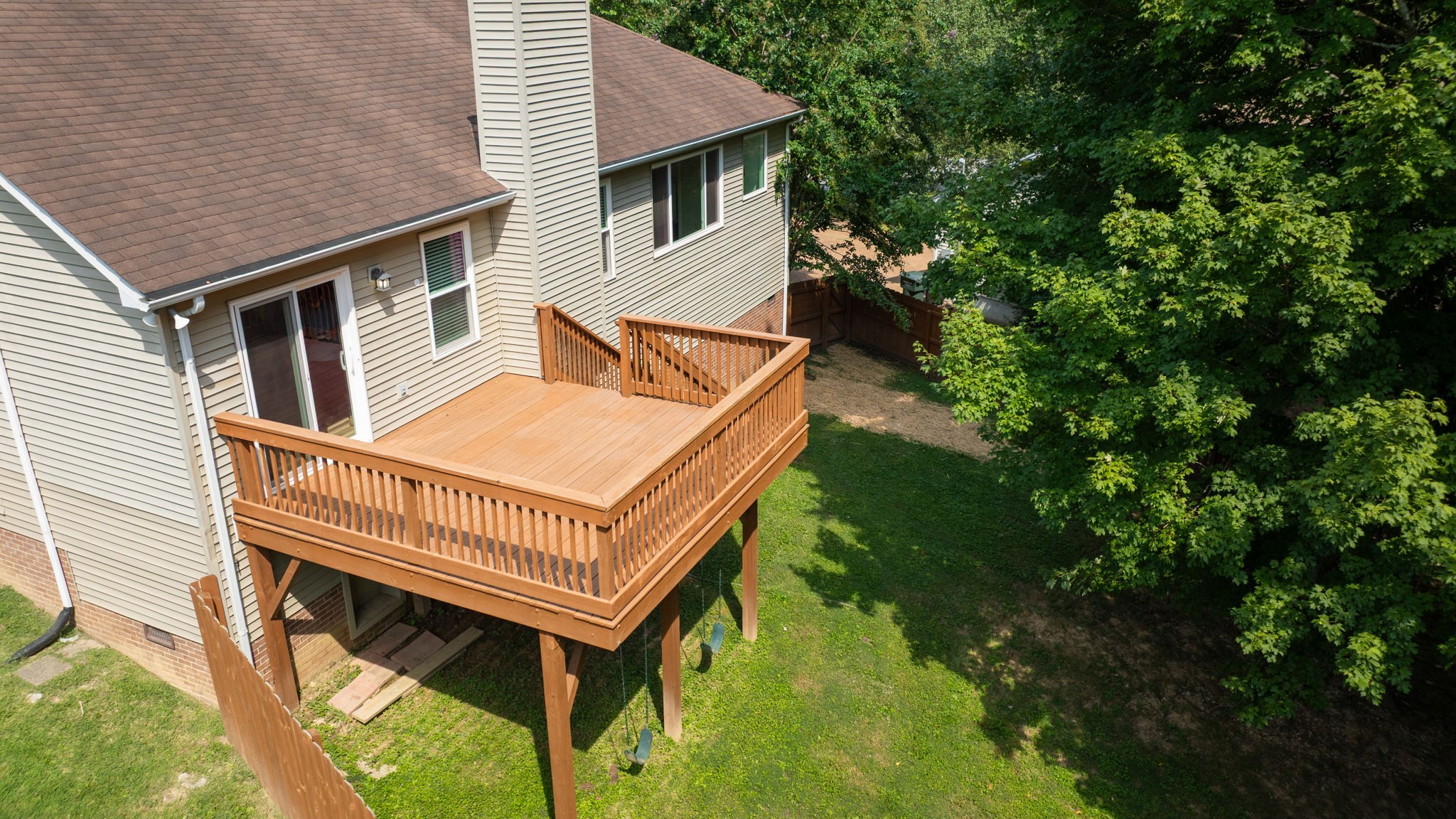 2708 Leesa Ann Ln
