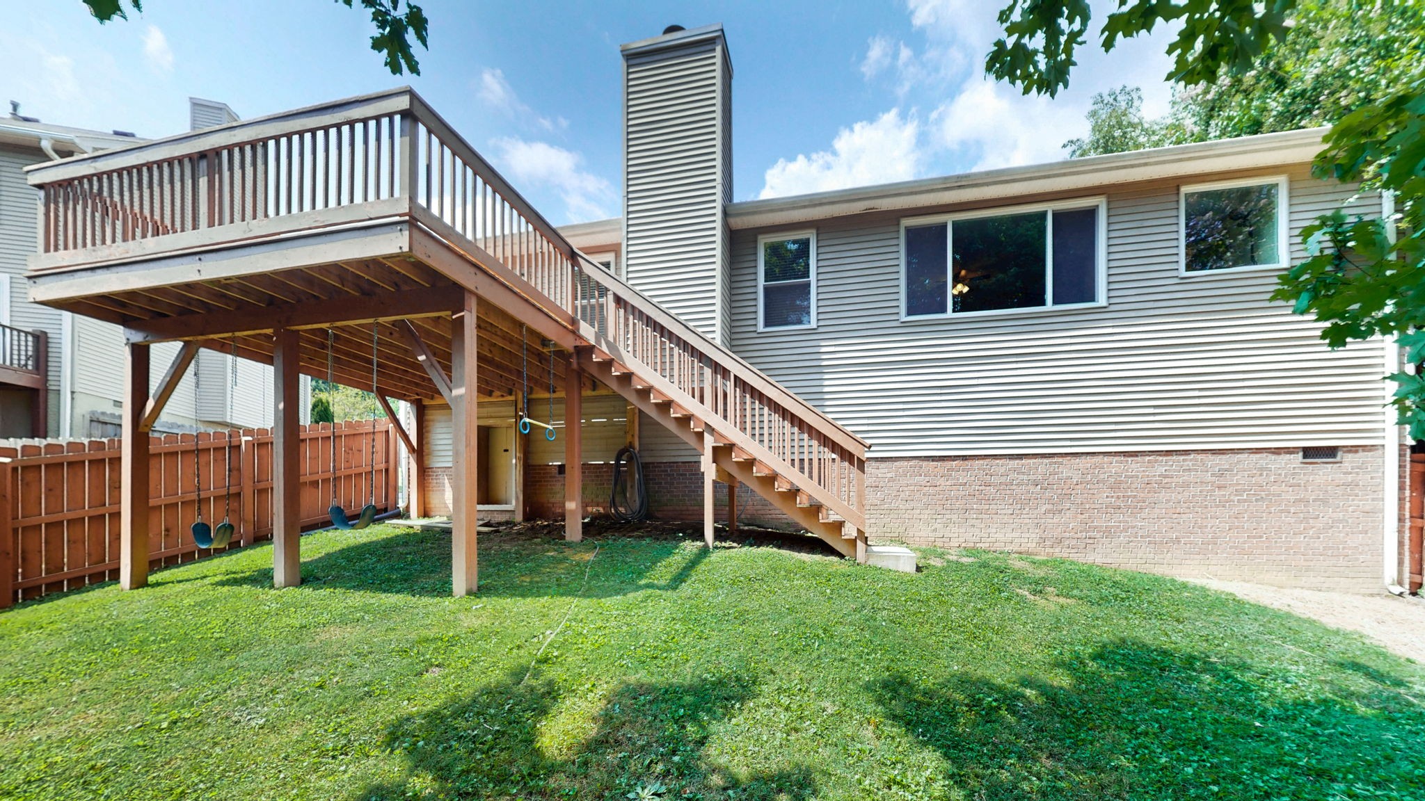 2708 Leesa Ann Ln