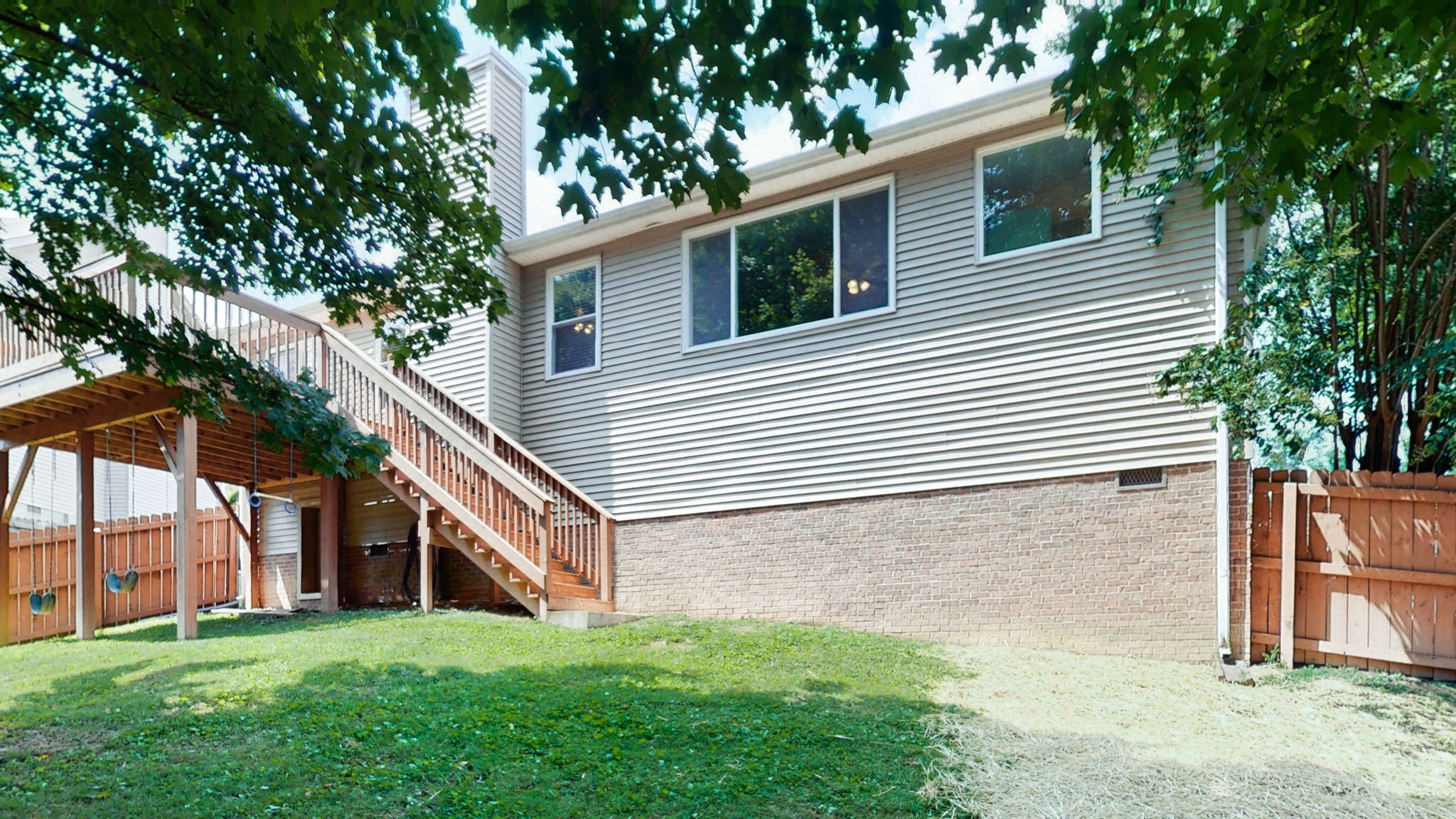 2708 Leesa Ann Ln