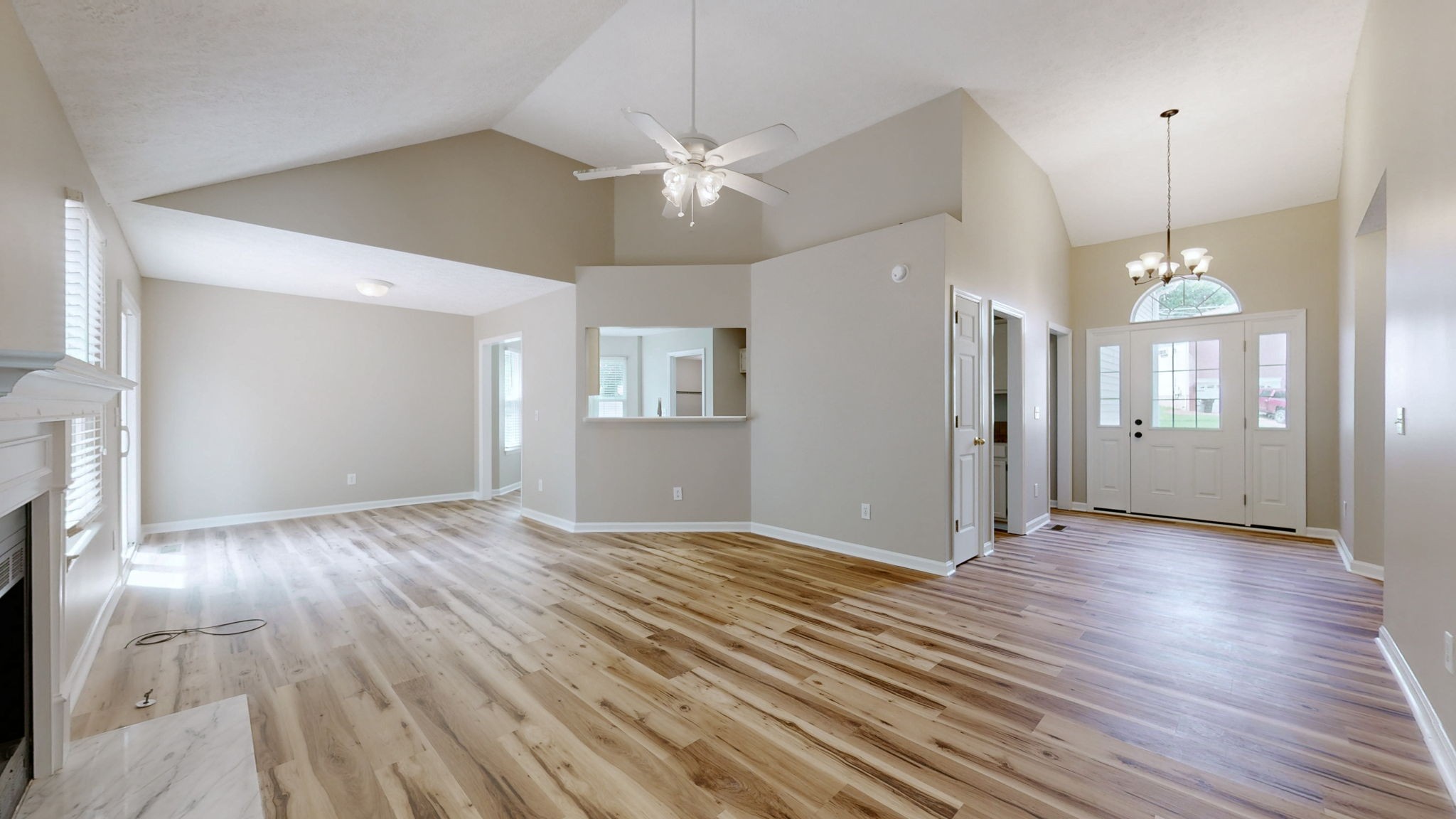2708 Leesa Ann Ln