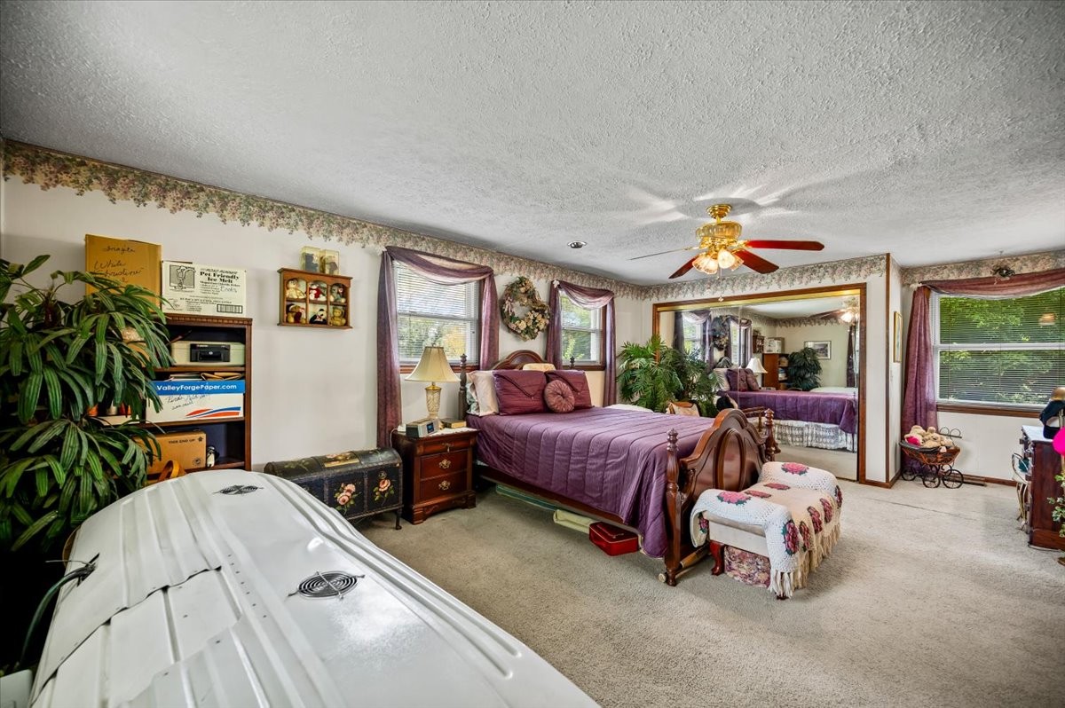302 Utley Dr