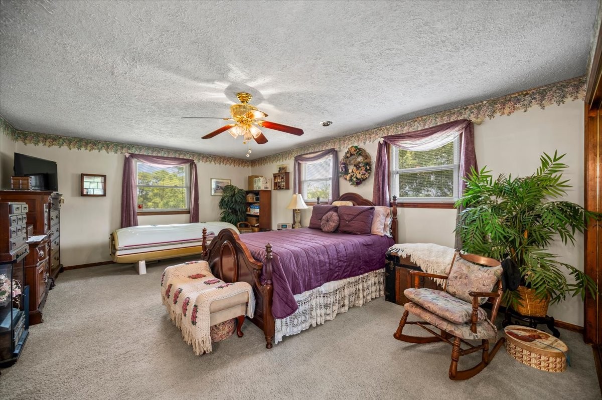 302 Utley Dr