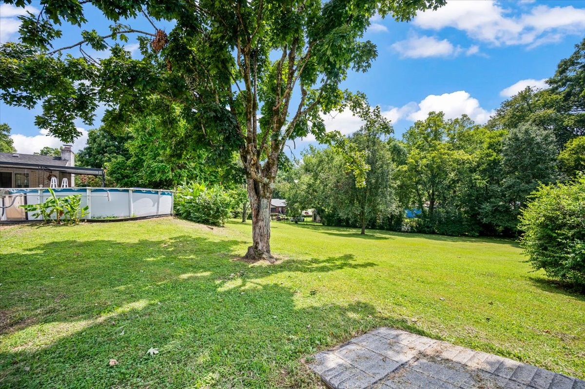 302 Utley Dr