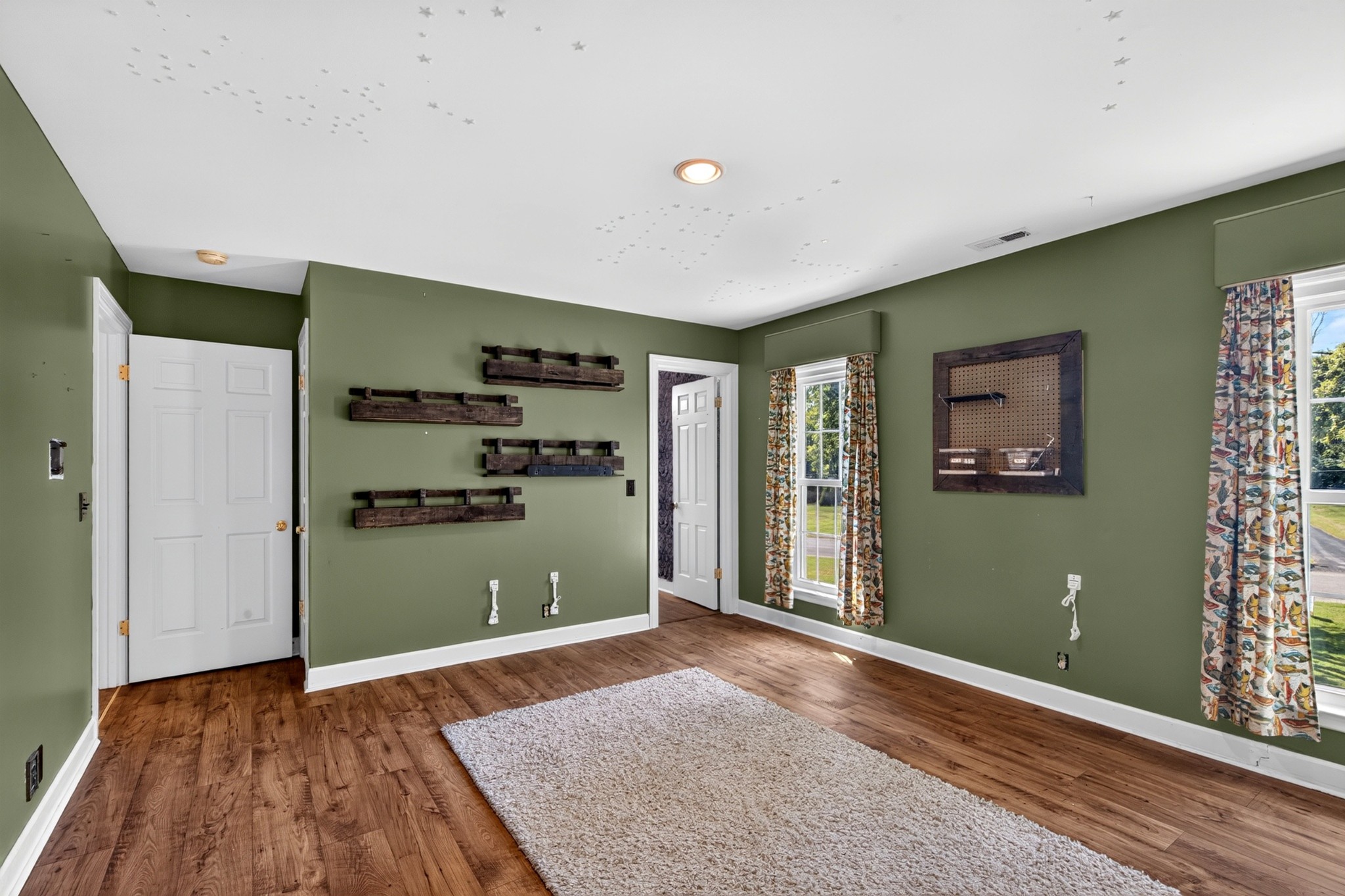109 Skyview Dr