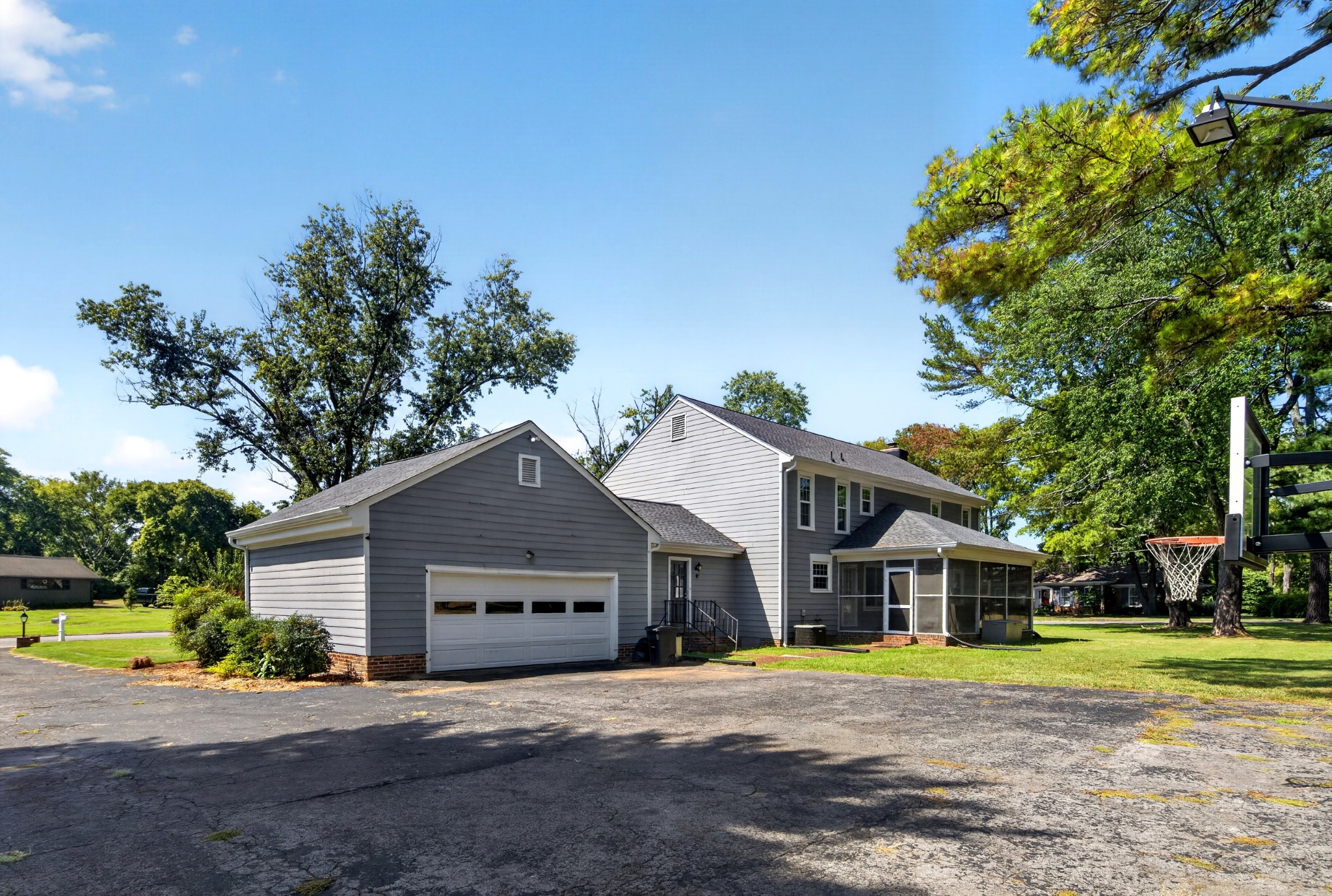 109 Skyview Dr