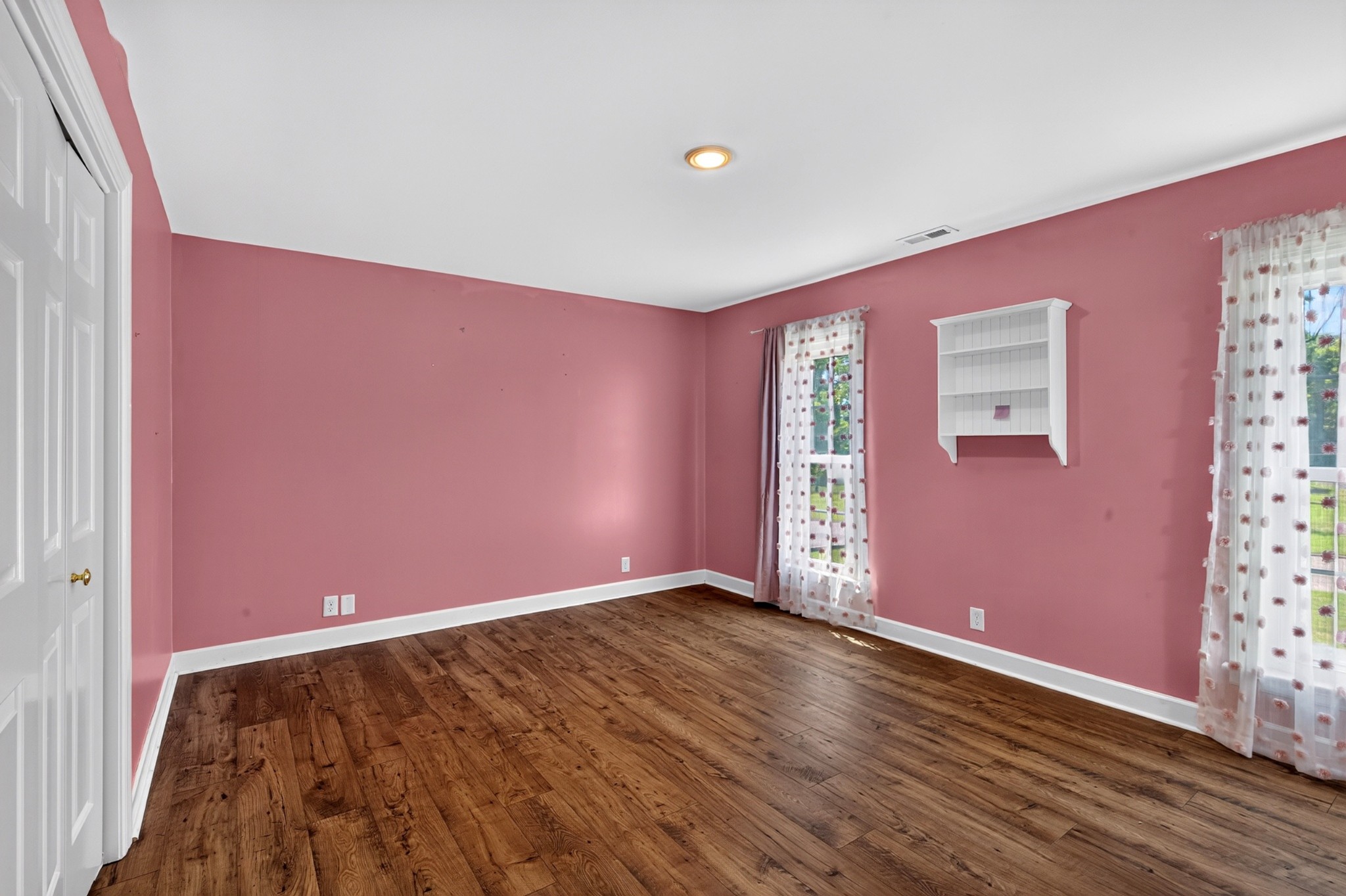 109 Skyview Dr
