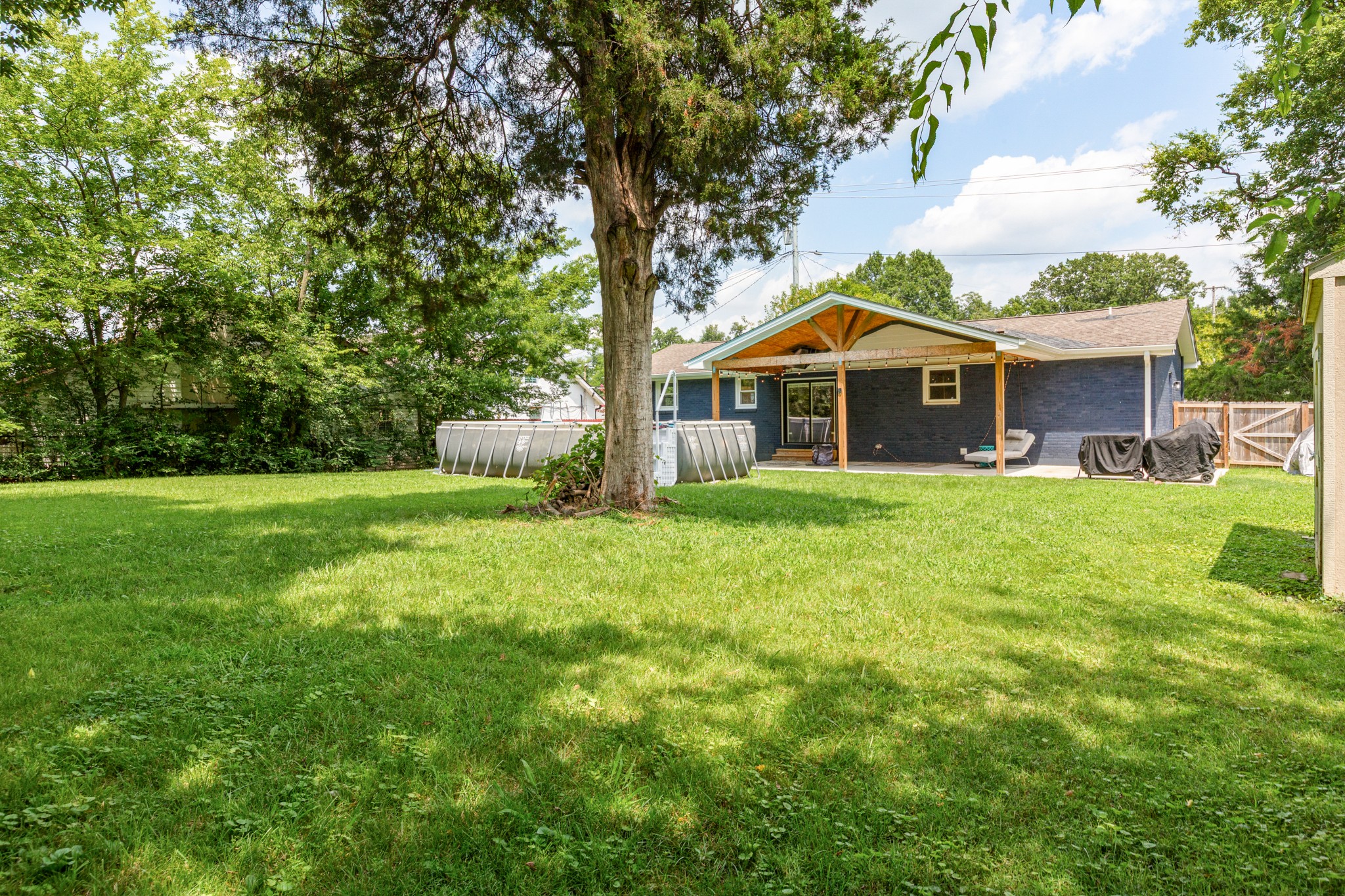 3309 Moorewood Dr