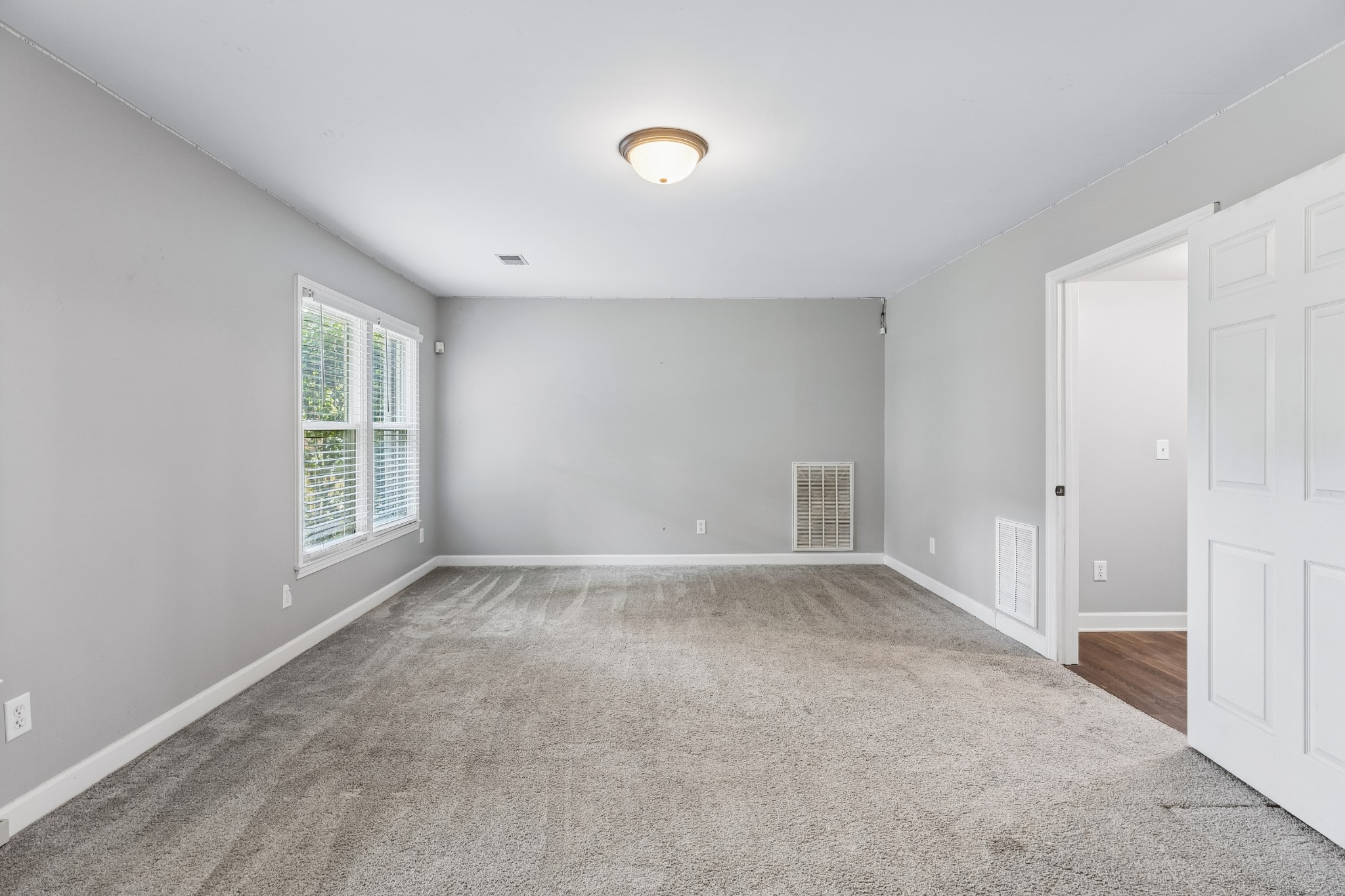 5301 Mast Pt