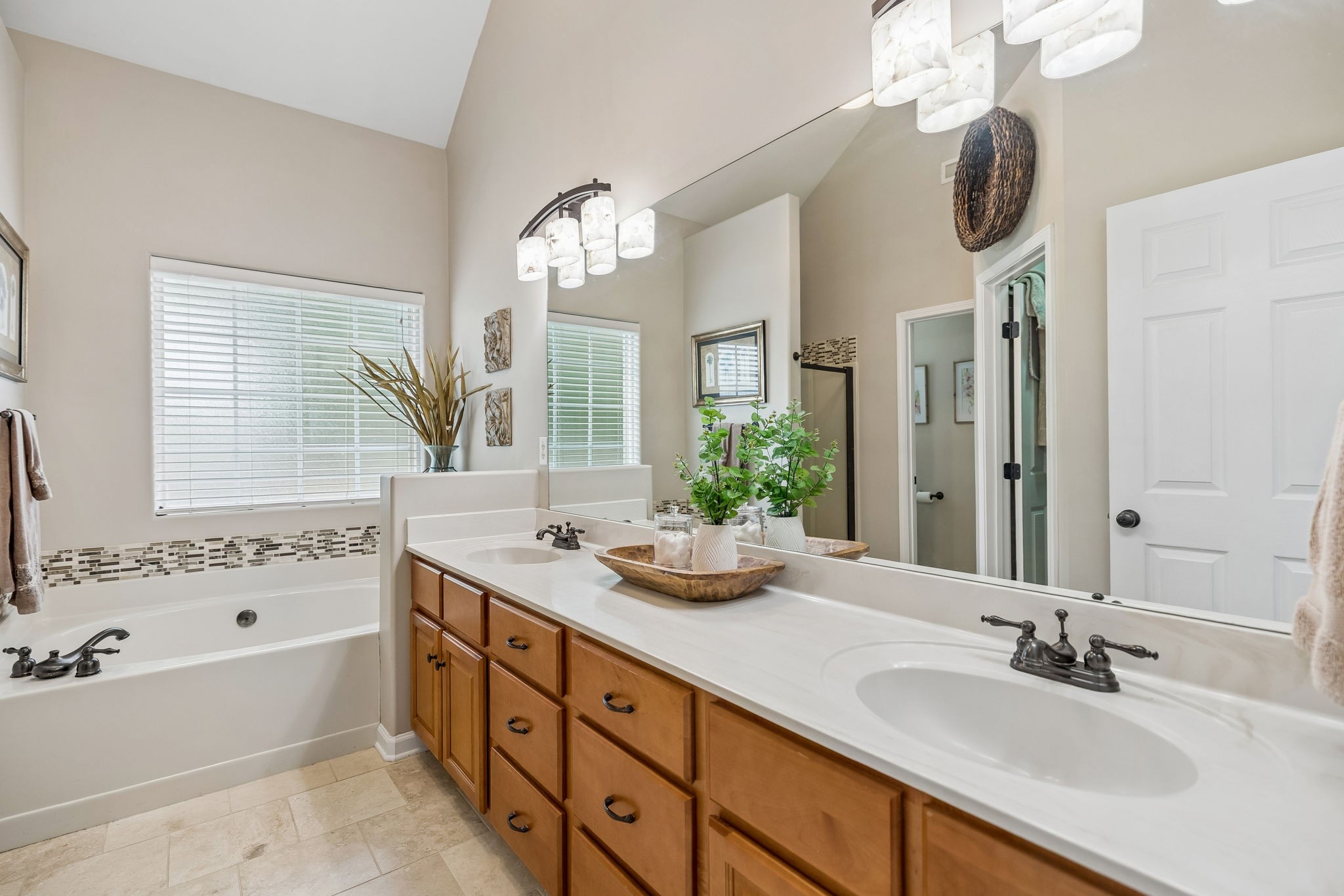 3991 Kristen St