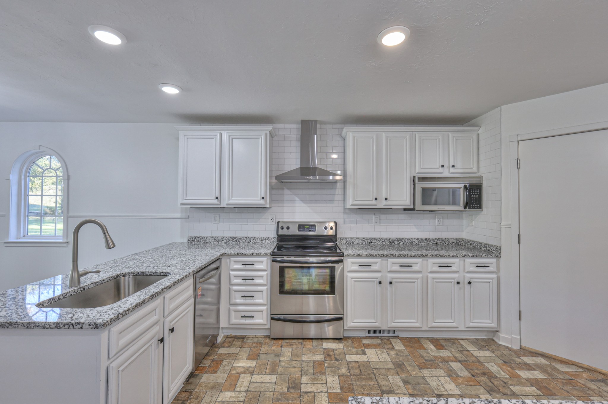 1380 Haley Rd