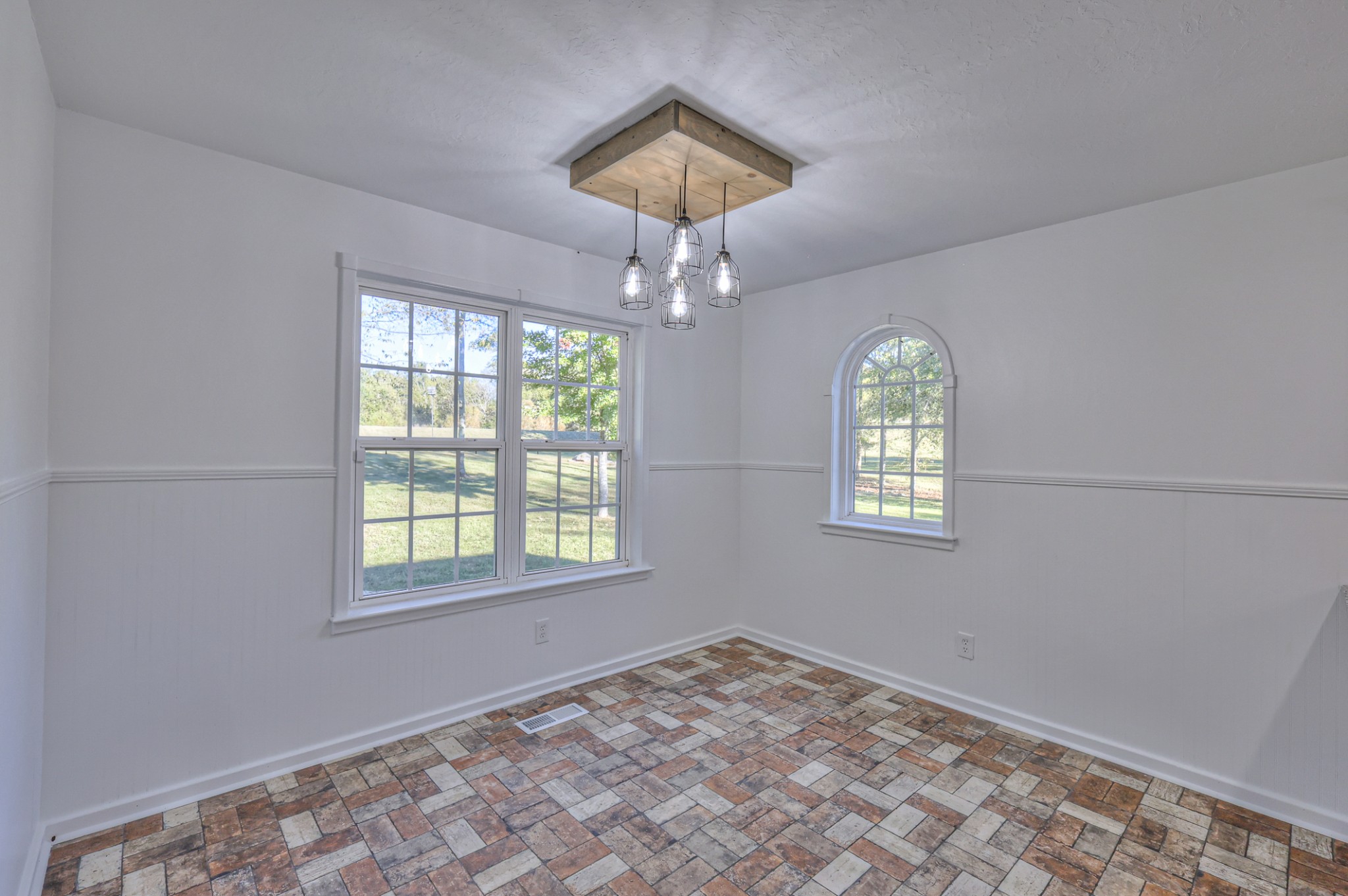 1380 Haley Rd